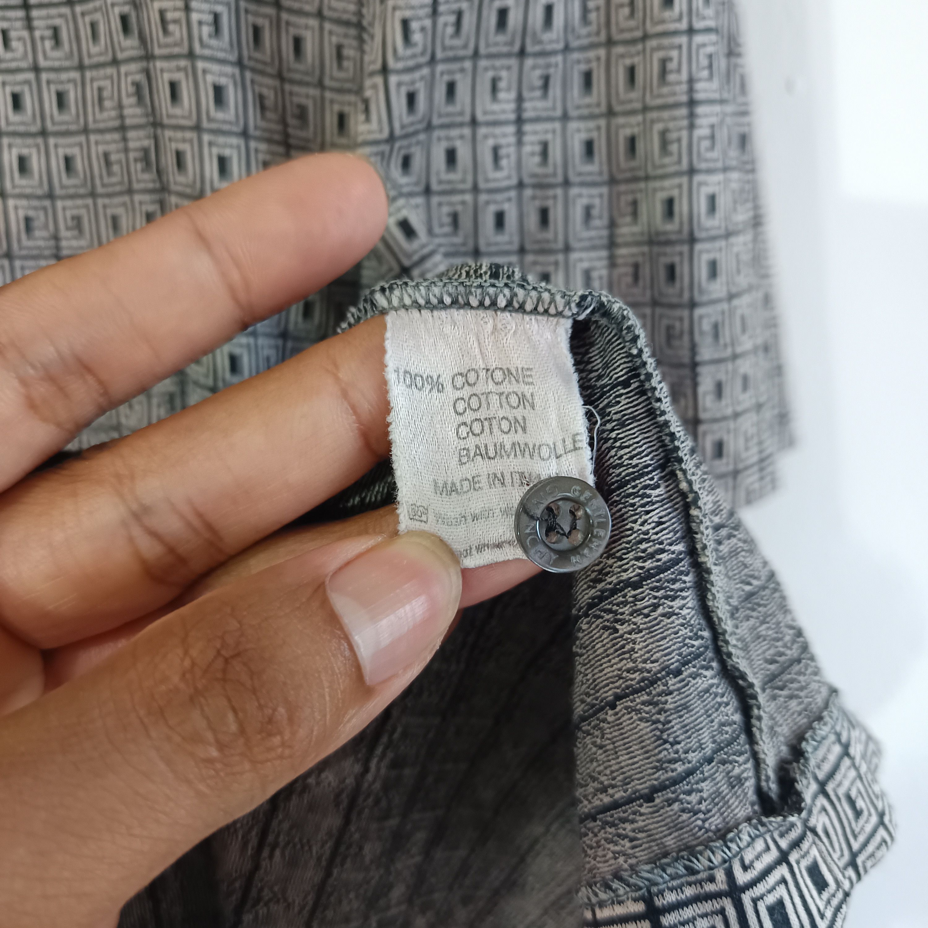 Givenchy 90s Givenchy Monogram Polo Shirts Size US XL / EU 56 / 4 - 5 Thumbnail