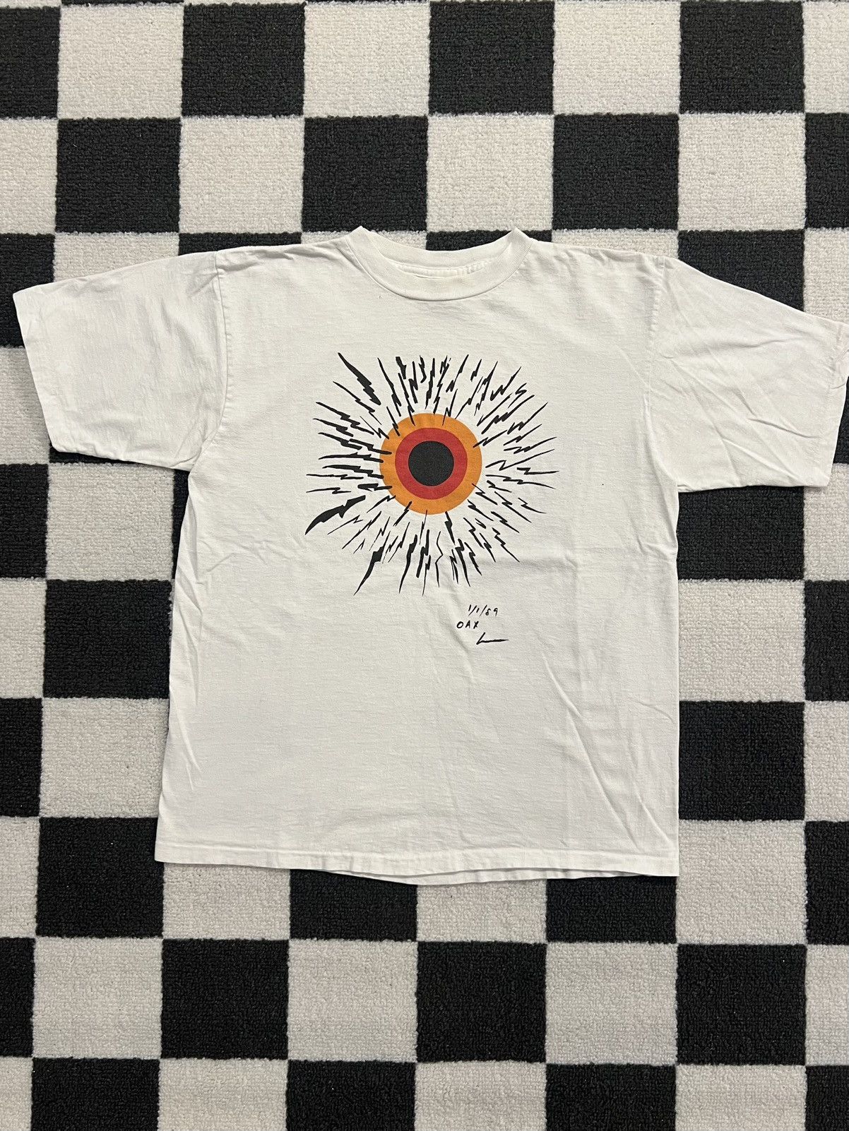 Vintage Vintage 1989 Gravity Physics Tee Size US XL / EU 56 / 4 - 1 Thumbnail