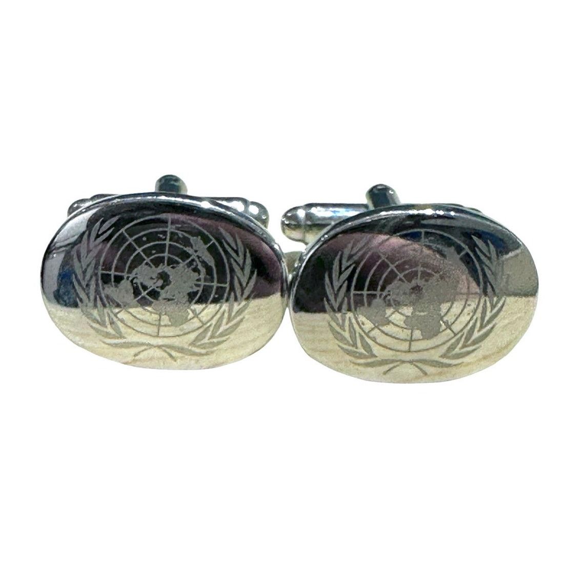 Vintage Vintage United Nations Silver Cuff Links Size ONE SIZE - 2 Thumbnail