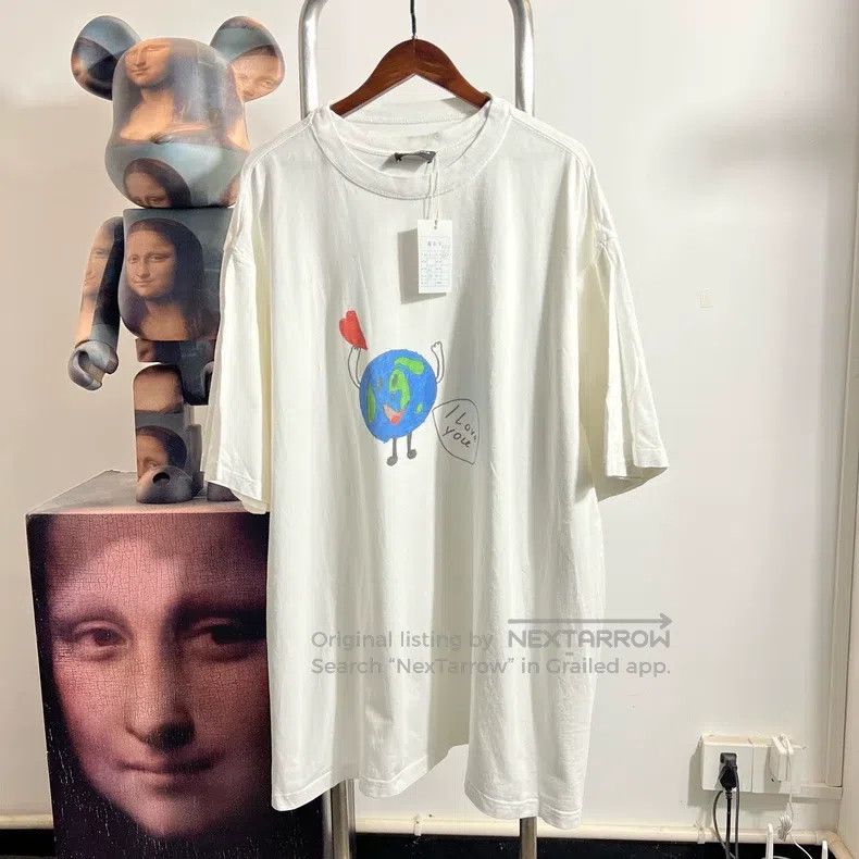 Balenciaga Balenciaga Earth short-sleeve Size US L / EU 52-54 / 3 - 1 Thumbnail