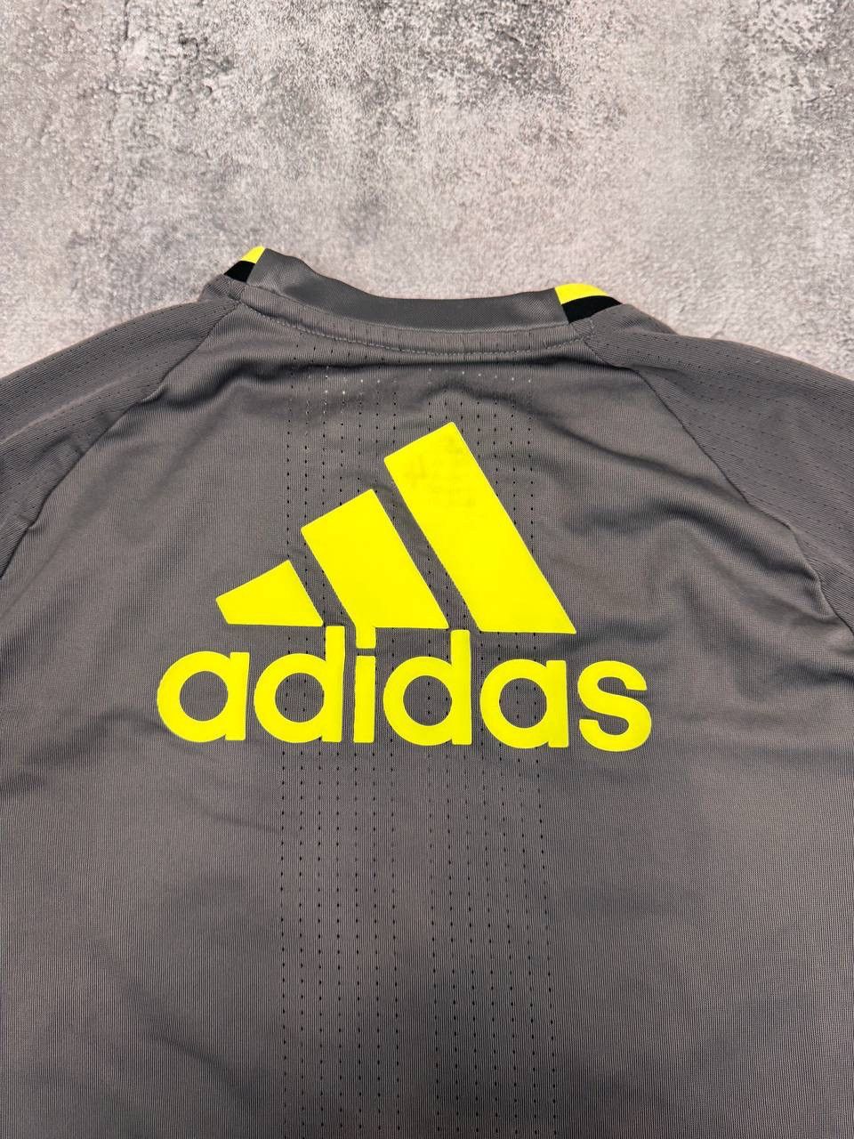 Adidas Adidas Chelsea FC Men Training Football Jersey 2016/17Grey Size US M / EU 48-50 / 2 - 9 Thumbnail
