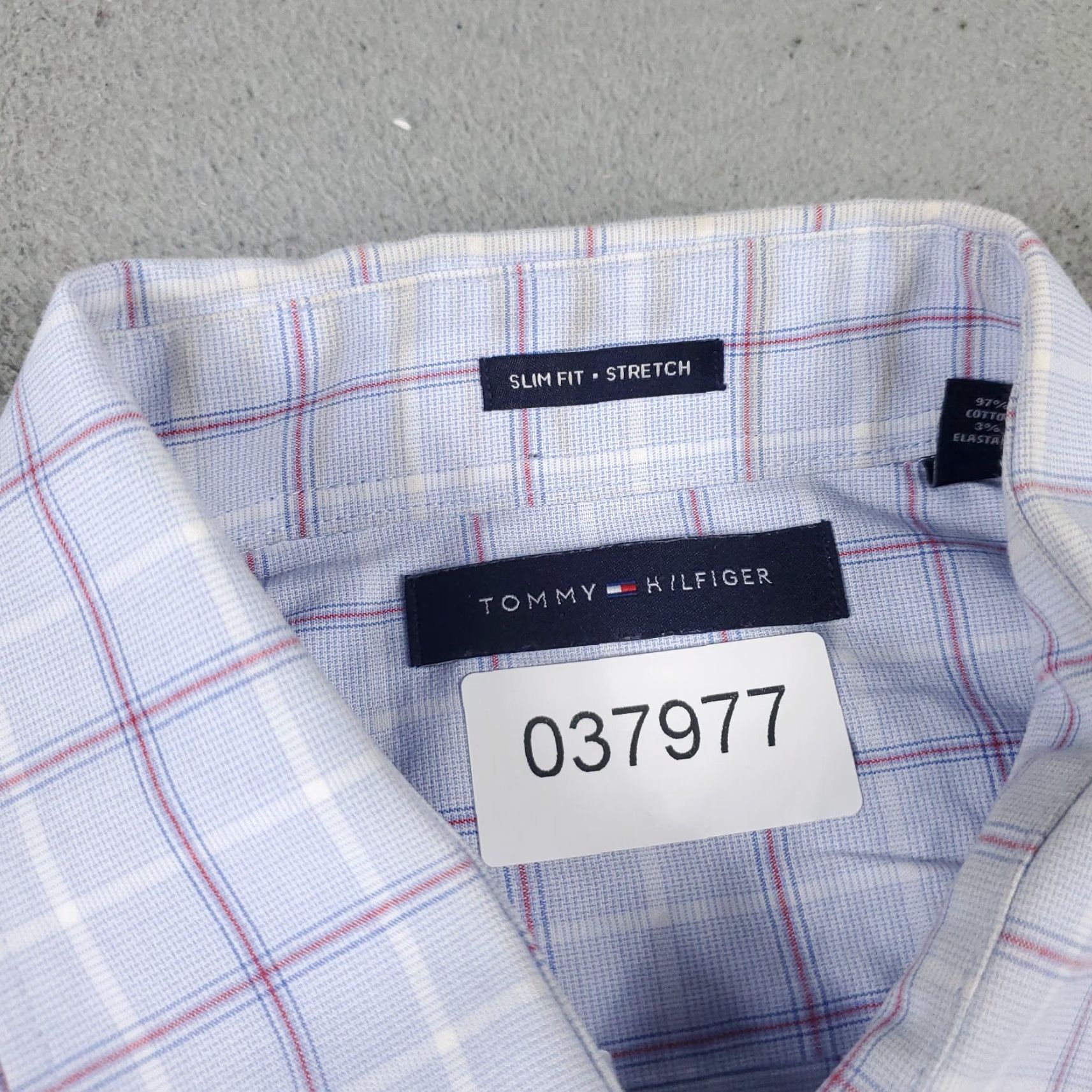 Tommy Hilfiger Tommy Hilfiger Blue Plaid Button-Up Shirt Mens Large Long Sleeve Casual Size US L / EU 52-54 / 3 - 4 Thumbnail