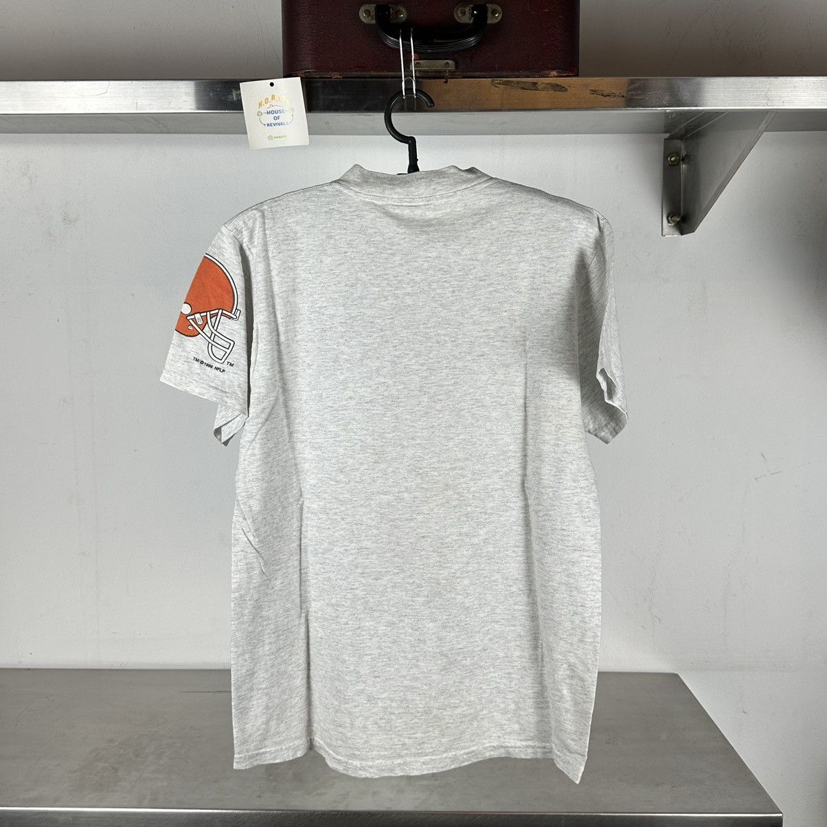 NFL × Tultex × Vintage Vintage 1995 Cleveland Browns Football NFL T-shirt Size US M / EU 48-50 / 2 - 2 Thumbnail