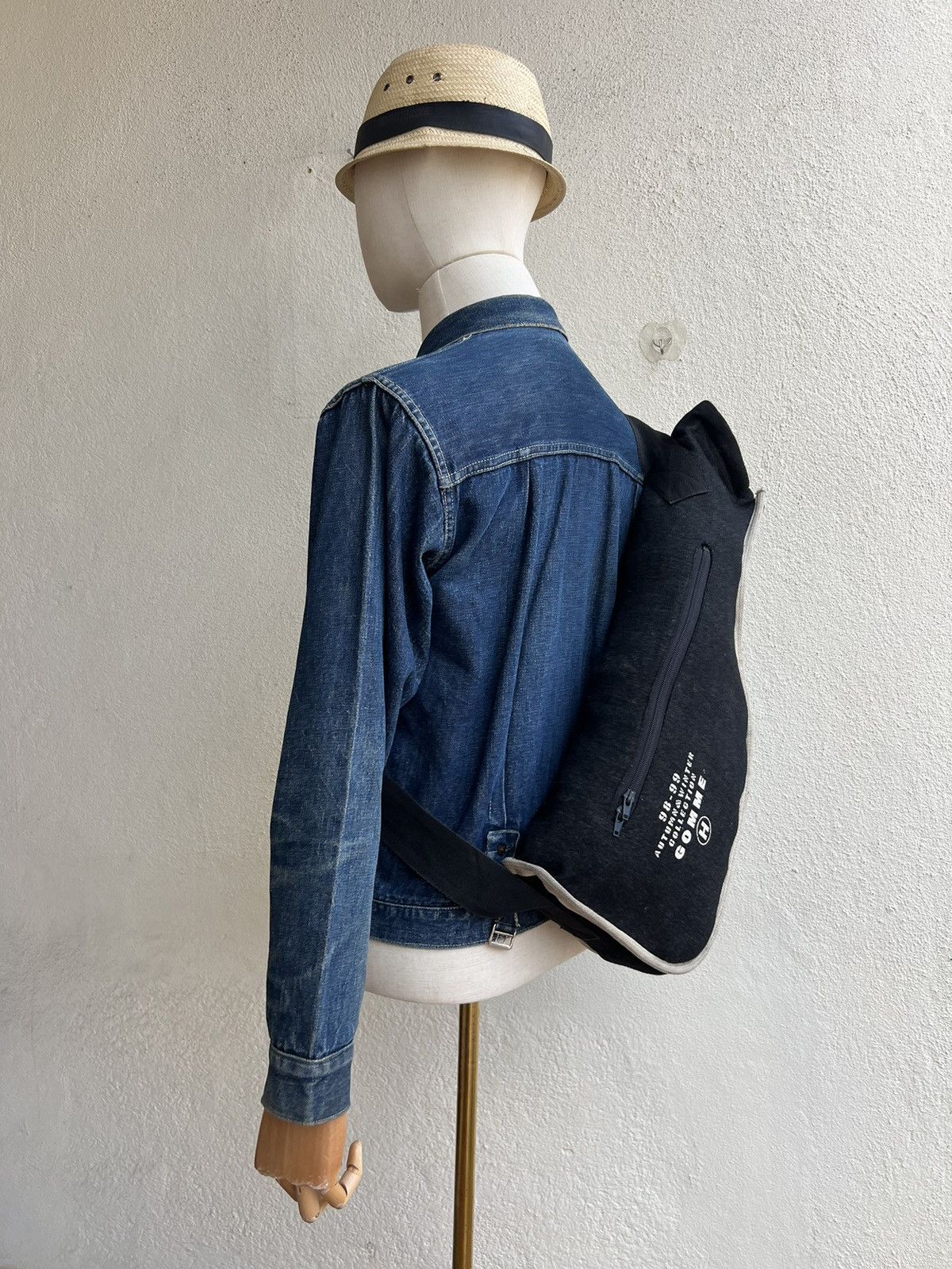 gomme Vintage AW 98-99 Gomme Homme Wool Unique Shape Bag Size ONE SIZE - 2 Thumbnail