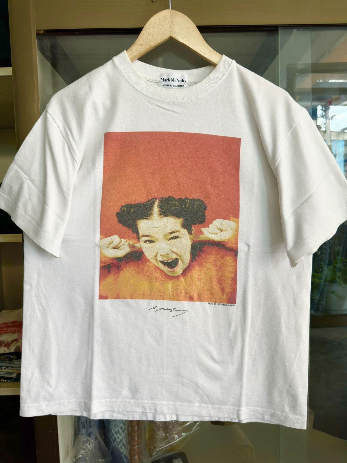 Arts & Science Rare Mark McNulty × Journal Standard Björk Photo Tee (1993) Size US L / EU 52-54 / 3 - 2 Thumbnail