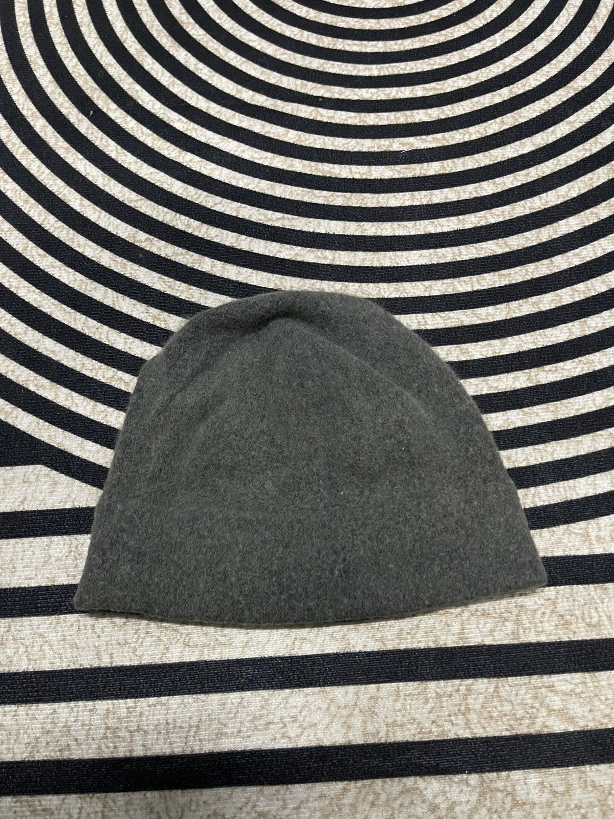 Oakley 90s OAKLEY WOOL BEANIE STUDDED LOGO Size ONE SIZE - 2 Thumbnail