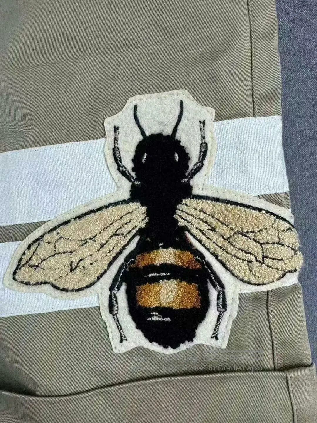 Gucci gucci embroidered bee shorts in beige. Size US 30 / EU 46 - 3 Thumbnail