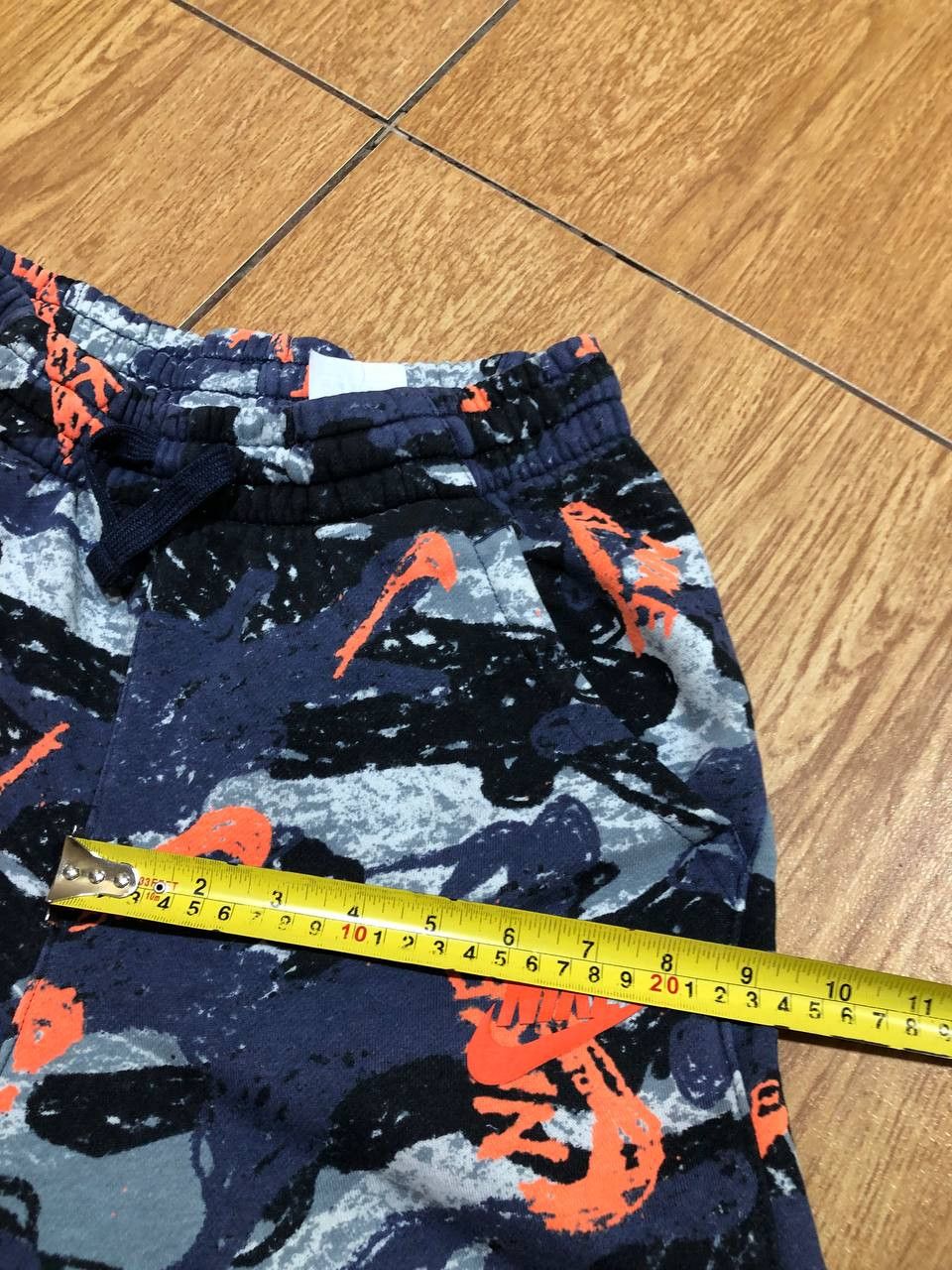Nike Nike Boy's XL Joggers Club Fleece Navy Printed SWEATPANTS Size US 28 / EU 44 - 10 Thumbnail