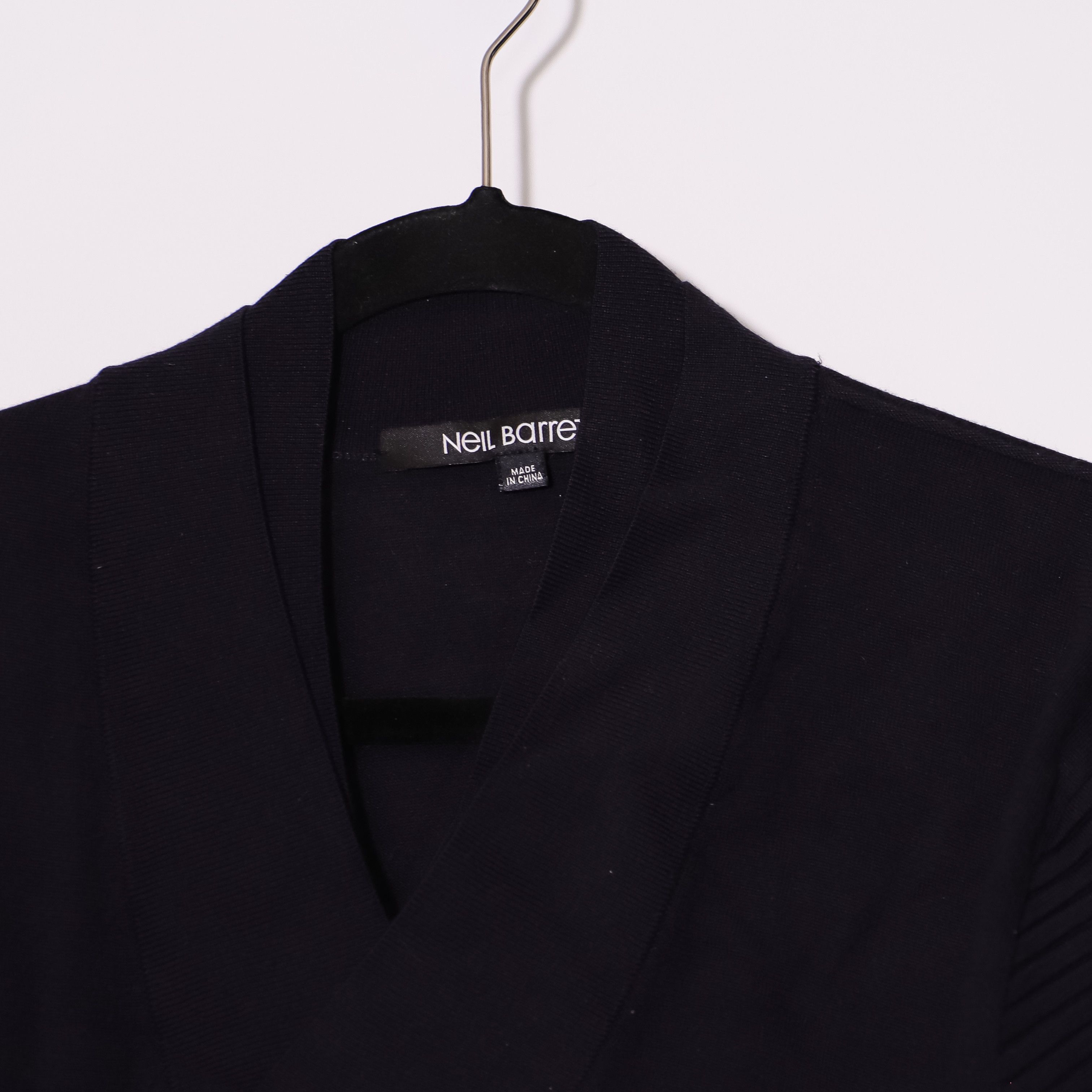 Neil Barrett Neil Barrett Men's Wool Knit V Neck Ribbed Size US L / EU 52-54 / 3 - 2 Thumbnail
