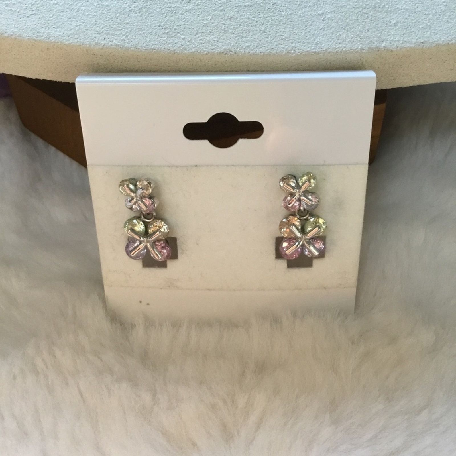 Other Clover Multi-Crystal Drop Earrings Size ONE SIZE - 2 Thumbnail