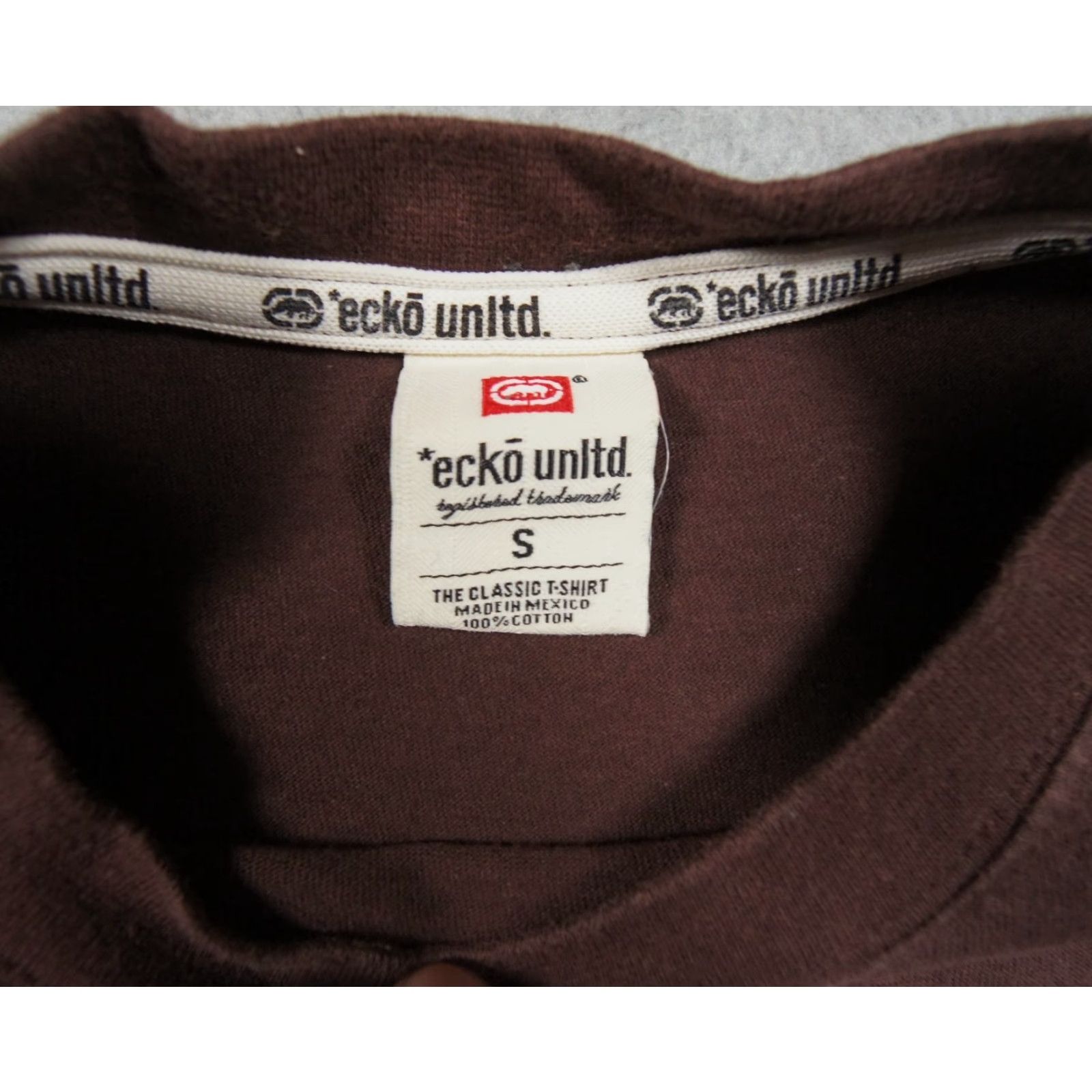 Ecko Unltd. VINTAGE Ecko Unltd. Shirt Men's Small Brown Crewneck Holographic Rhino Hip Hop 2000s Size US S / EU 44-46 / 1 - 7 Thumbnail