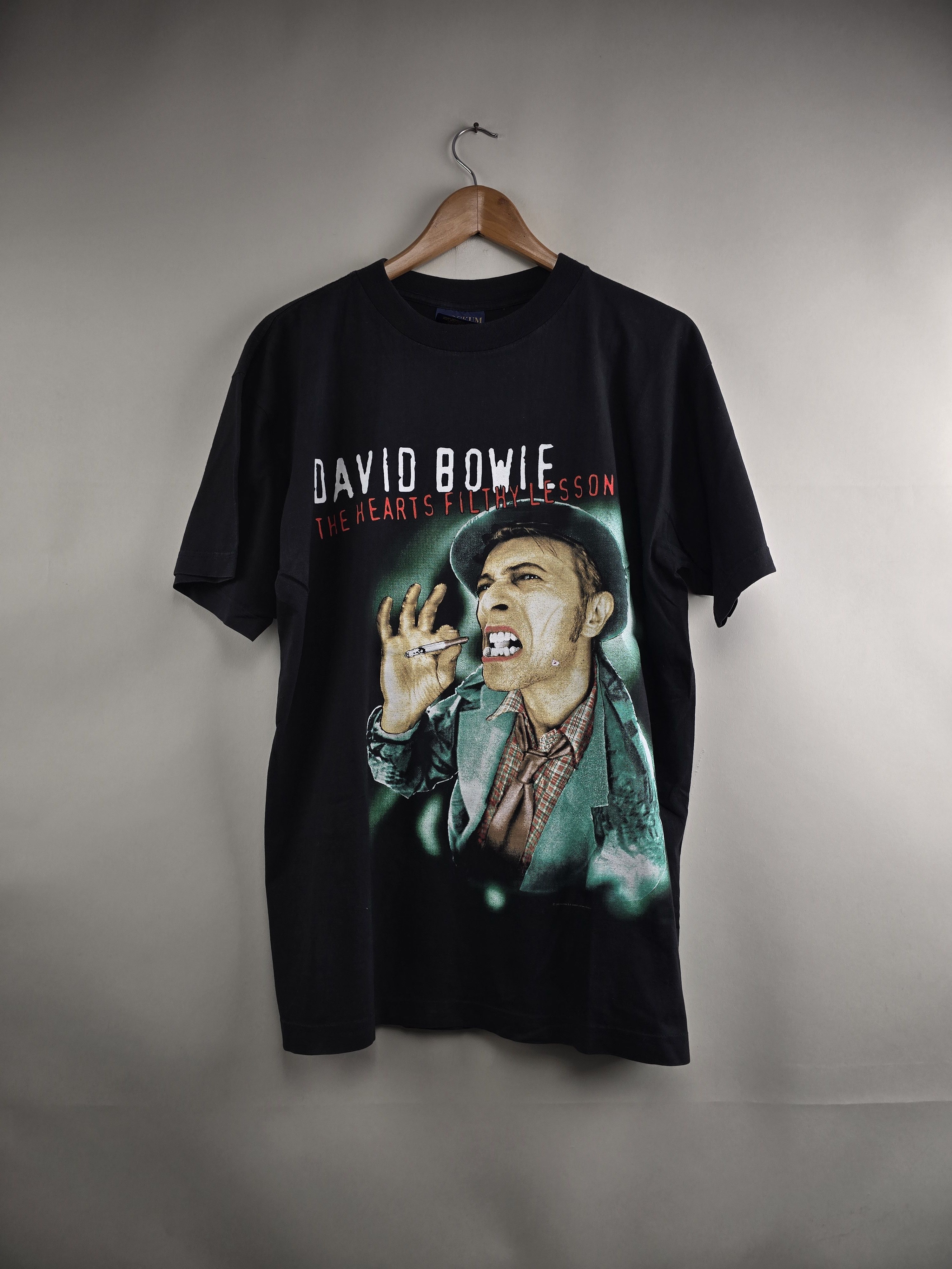 Band Tees × Vintage 1995 David Bowie The Hearts Filthy Lesson Tour L 22" 29" Size US L / EU 52-54 / 3 - 1 Thumbnail