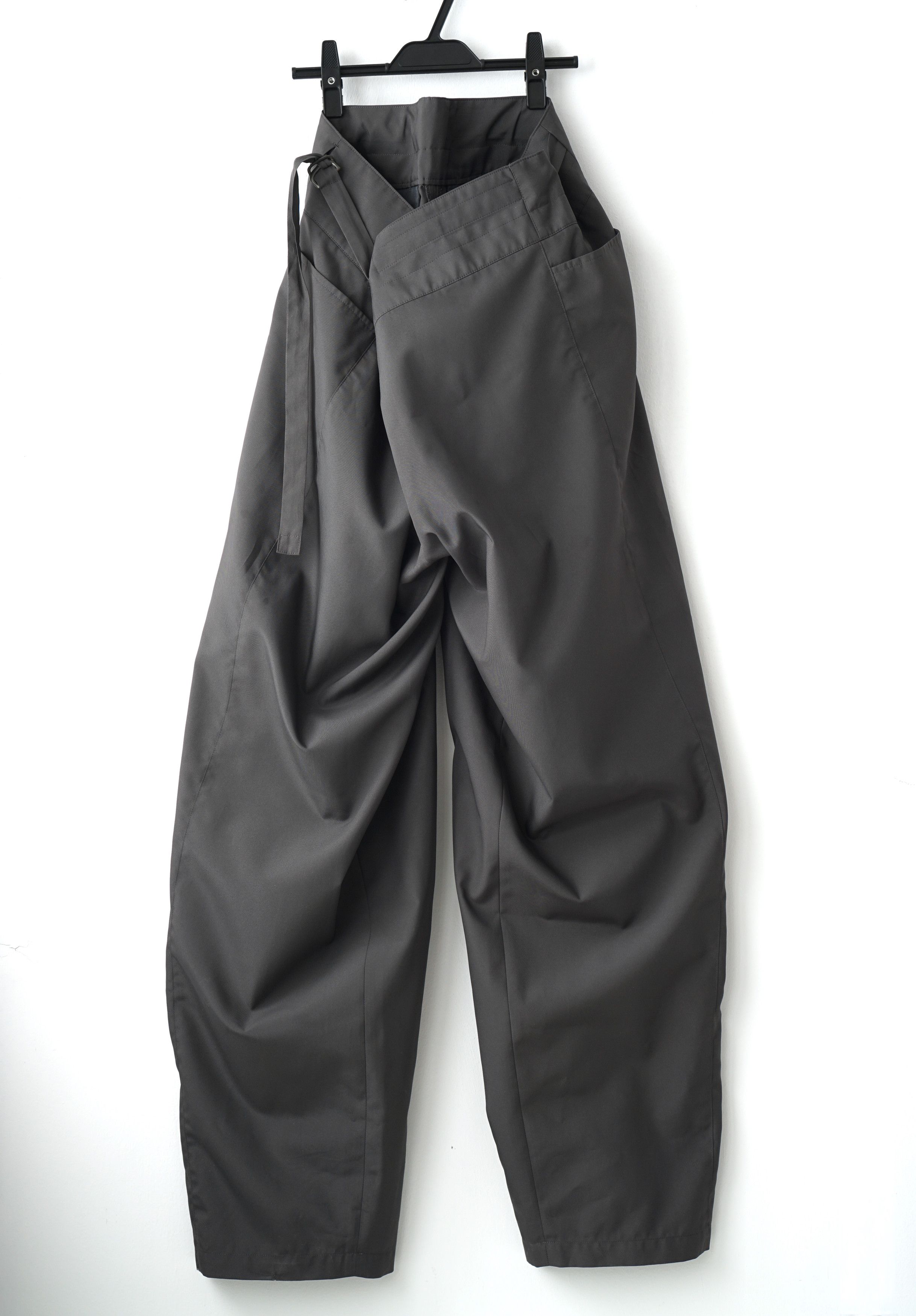 image of Issey Miyake Aw12 Pants, Men's (Size 32)