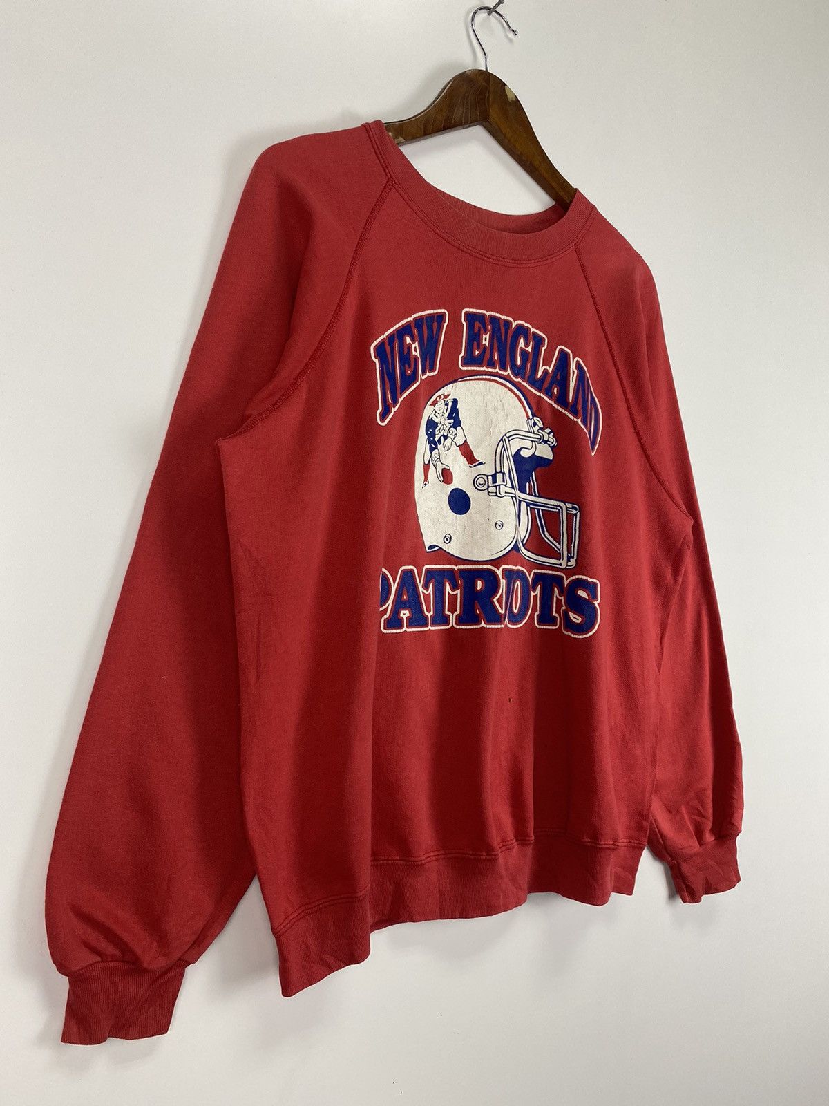 NFL × Vintage Vintage 80’s New England Patriots sweatshirt Size US L / EU 52-54 / 3 - 5 Thumbnail
