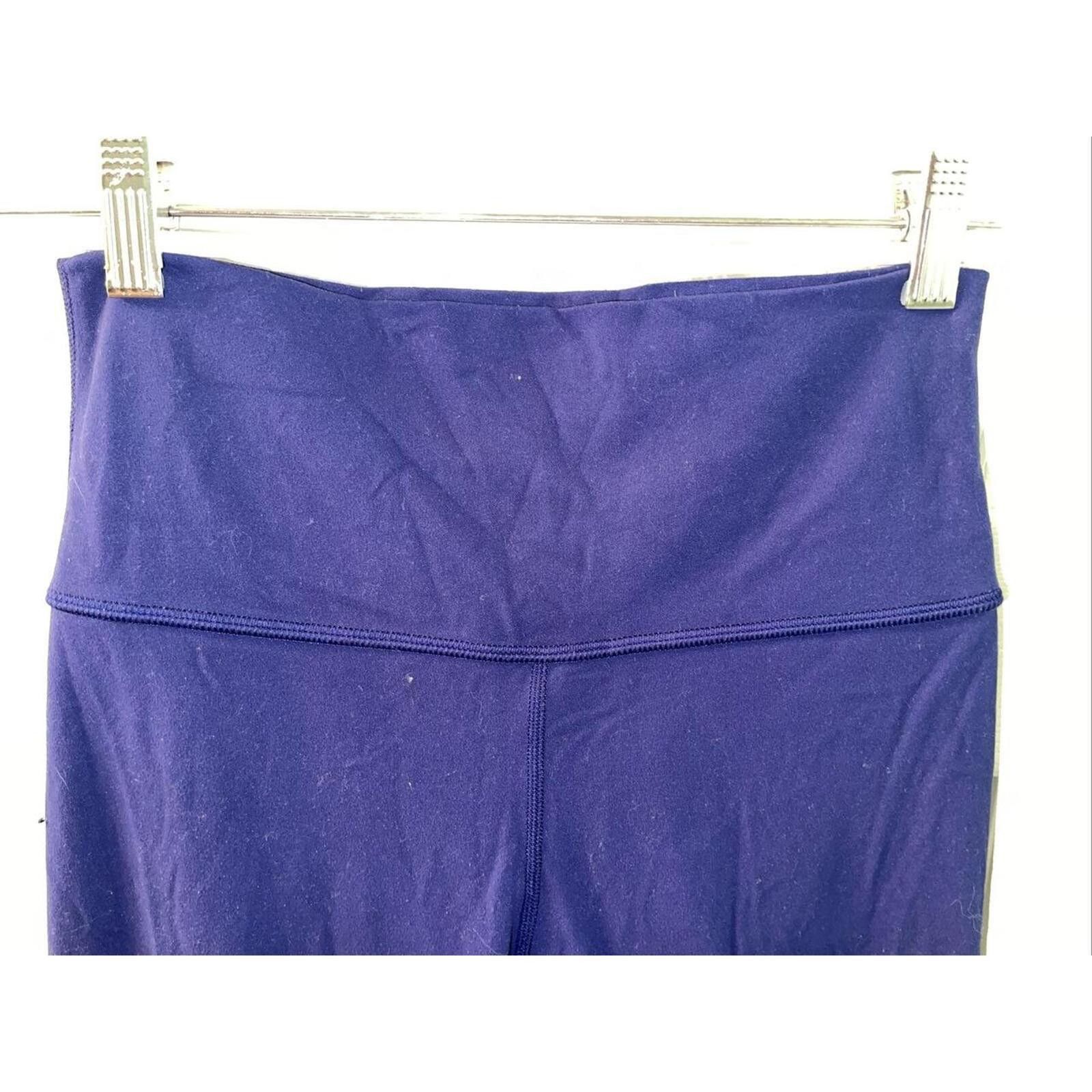Lululemon LuluLemon High-Waisted Purple Leggings for Activewear Size 36" / US 14 / IT 50 - 2 Thumbnail