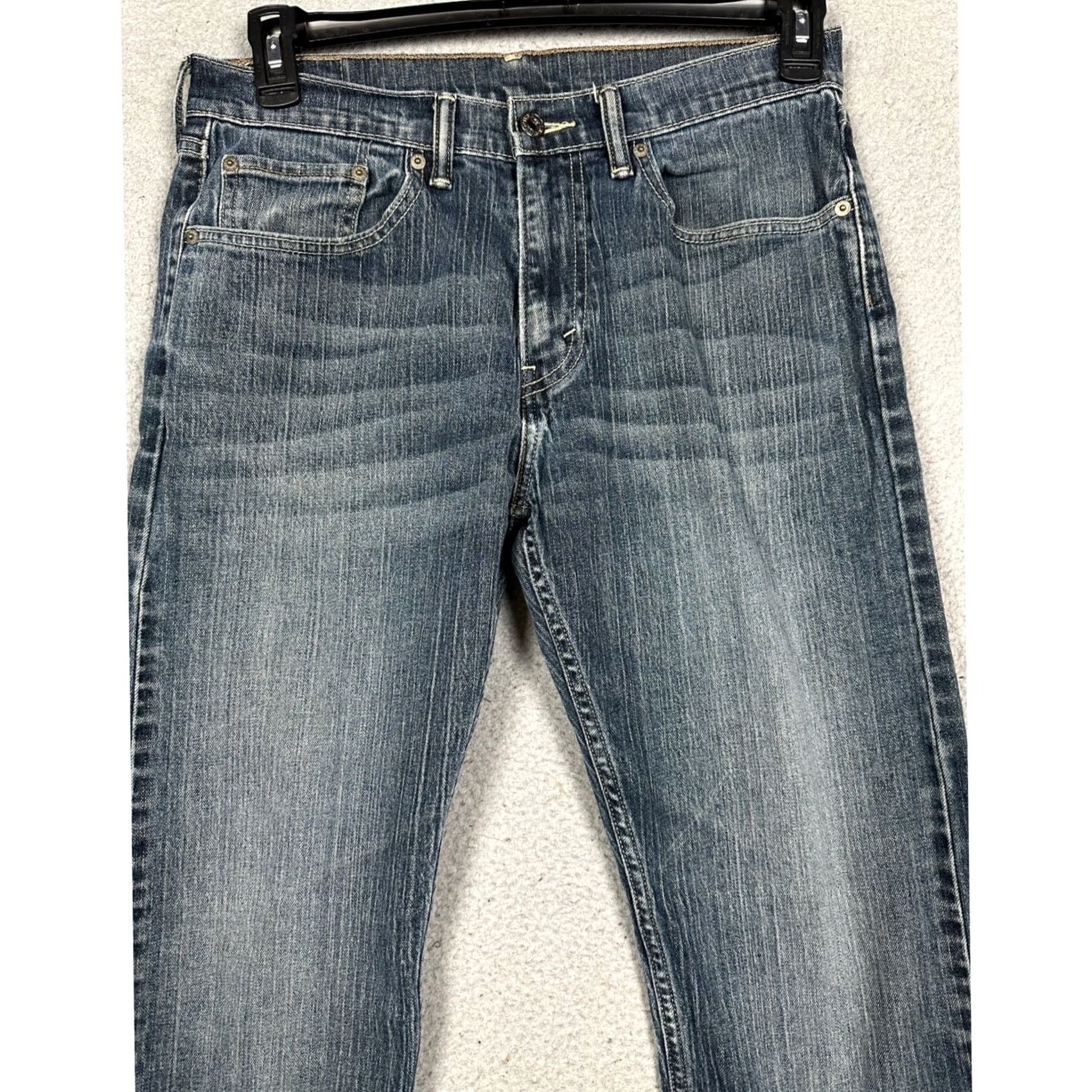 Levi's Levi's 505 Jeans Mens 31X32 Blue Regular Straight Distressed 5-Pocket EUC Jeans Regular Mens Blue 5-Pocket Straight 31X32 EUC Size US 31 - 3 Thumbnail