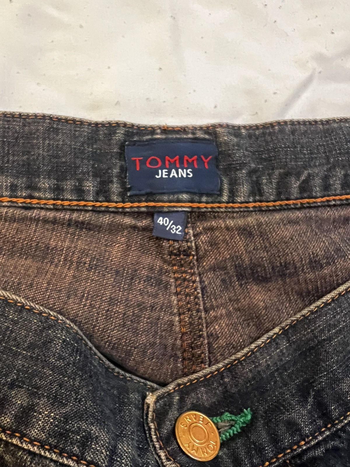 Tommy Hilfiger × Vintage Y2K Tommy Hilfiger Baggy Dark Navy Denim Jeans Size US 40 / EU 56 - 13 Thumbnail