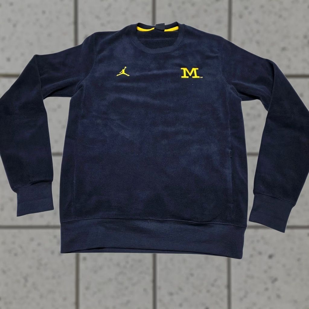 Jordan Brand Nike Jordan Jumpman Michigan Wolverines Sweatshirt Shirt Crew Michigan Blue S Mens Small Pocket Embroidered Logo Fleece Pullover Size US S / EU 44-46 / 1 - 1 Thumbnail