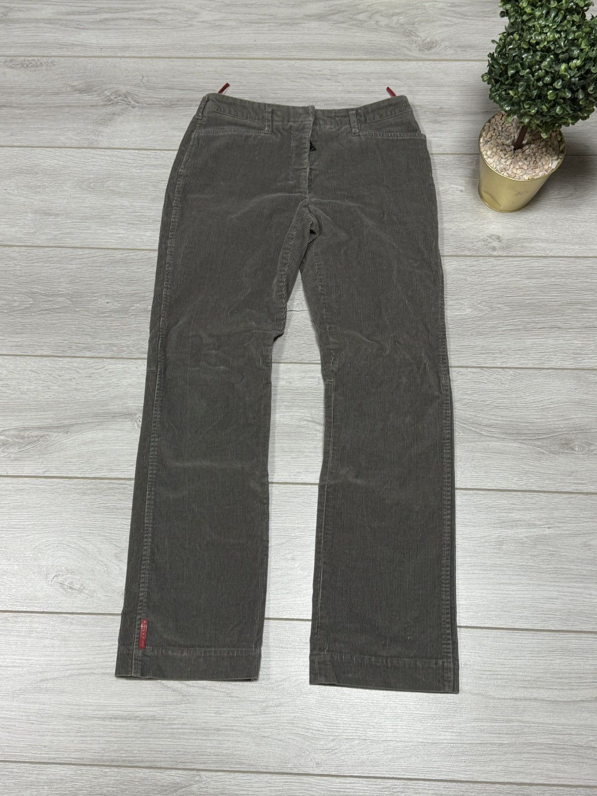 Prada Prada red tab corduroy velvet pants vintage zip Size 27" / US 4 / IT 40 - 3 Thumbnail