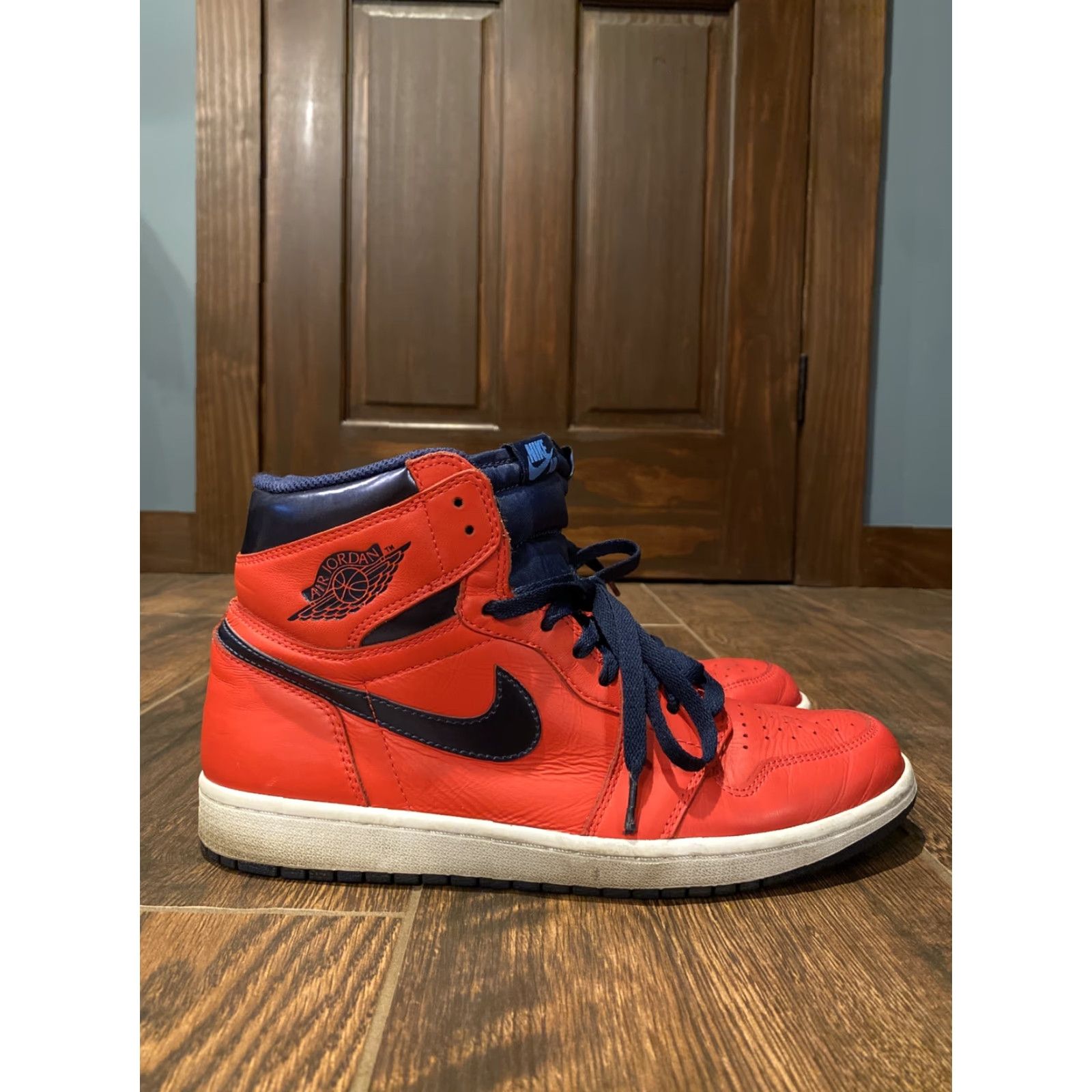 Nike Nike Air Jordan 1 Retro High David Letterman Sneaker 10 Mens Red Size US 10 / EU 43 - 3 Thumbnail