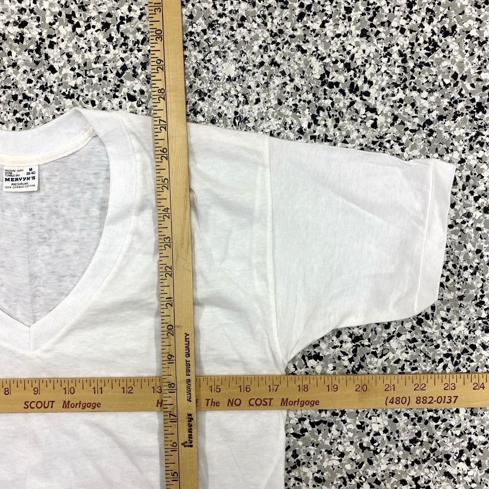 Vintage VINTAGE TownCraft T-Shirt V-Neck White Medium Lot of 2 Mens 60s 70s Size US M / EU 48-50 / 2 - 8 Thumbnail