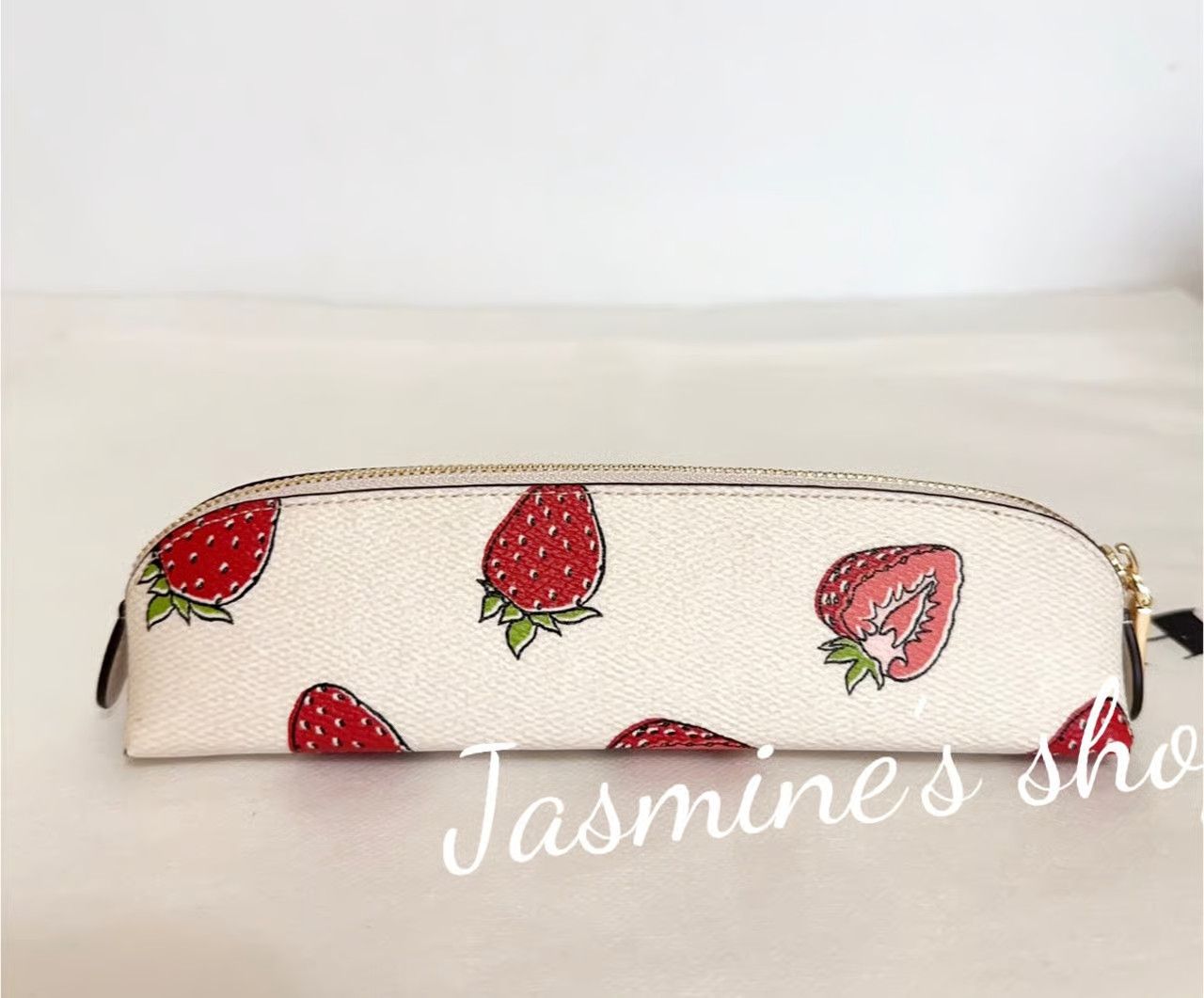 Coach NWT Coach Pencil Case With Strawberry Print CAP08 Size ONE SIZE - 1 Thumbnail