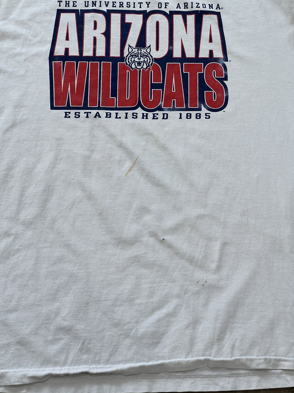 NCAA × Vintage Vintage University of Arizona Wildcats Tee XL Size US XL / EU 56 / 4 - 6 Thumbnail