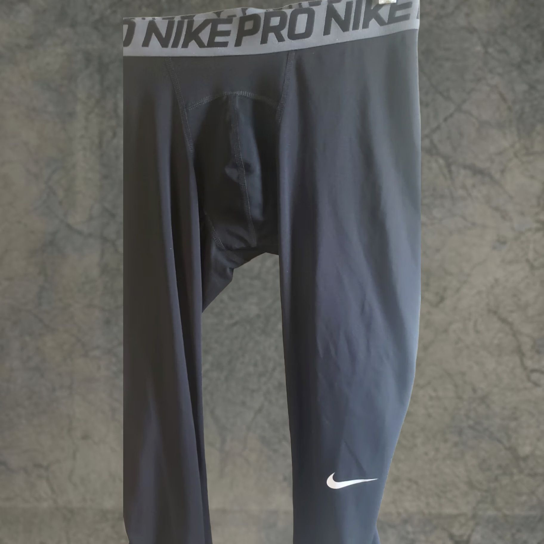 Nike Nike Pro Dri-Fit Compression Knee Length Shorts M Black Men Size US 31 - 1 Thumbnail