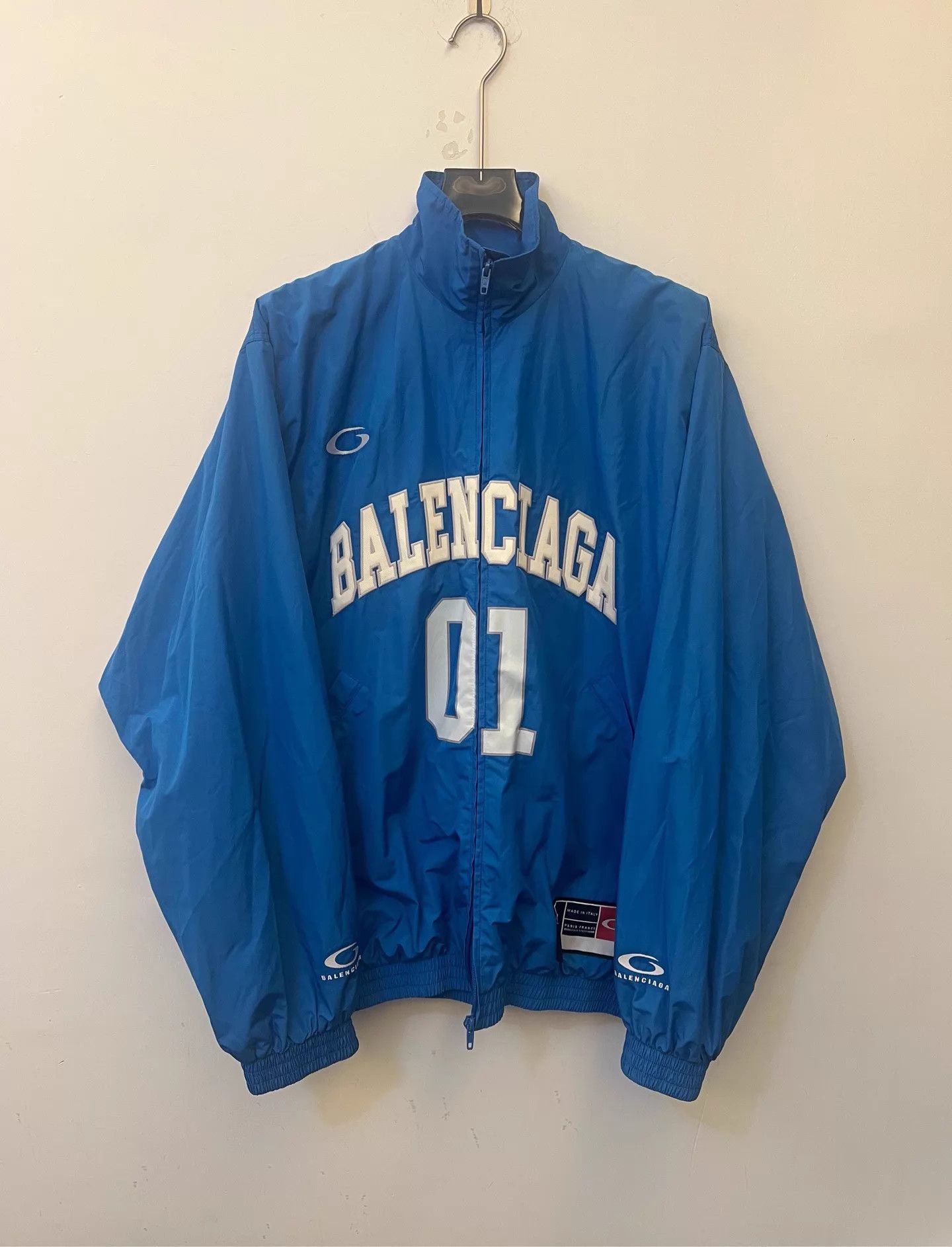Balenciaga Balenciaga Digital Embroidered Zipper Stand Collar Jkt XS Size US XS / EU 42 / 0 - 1 Thumbnail