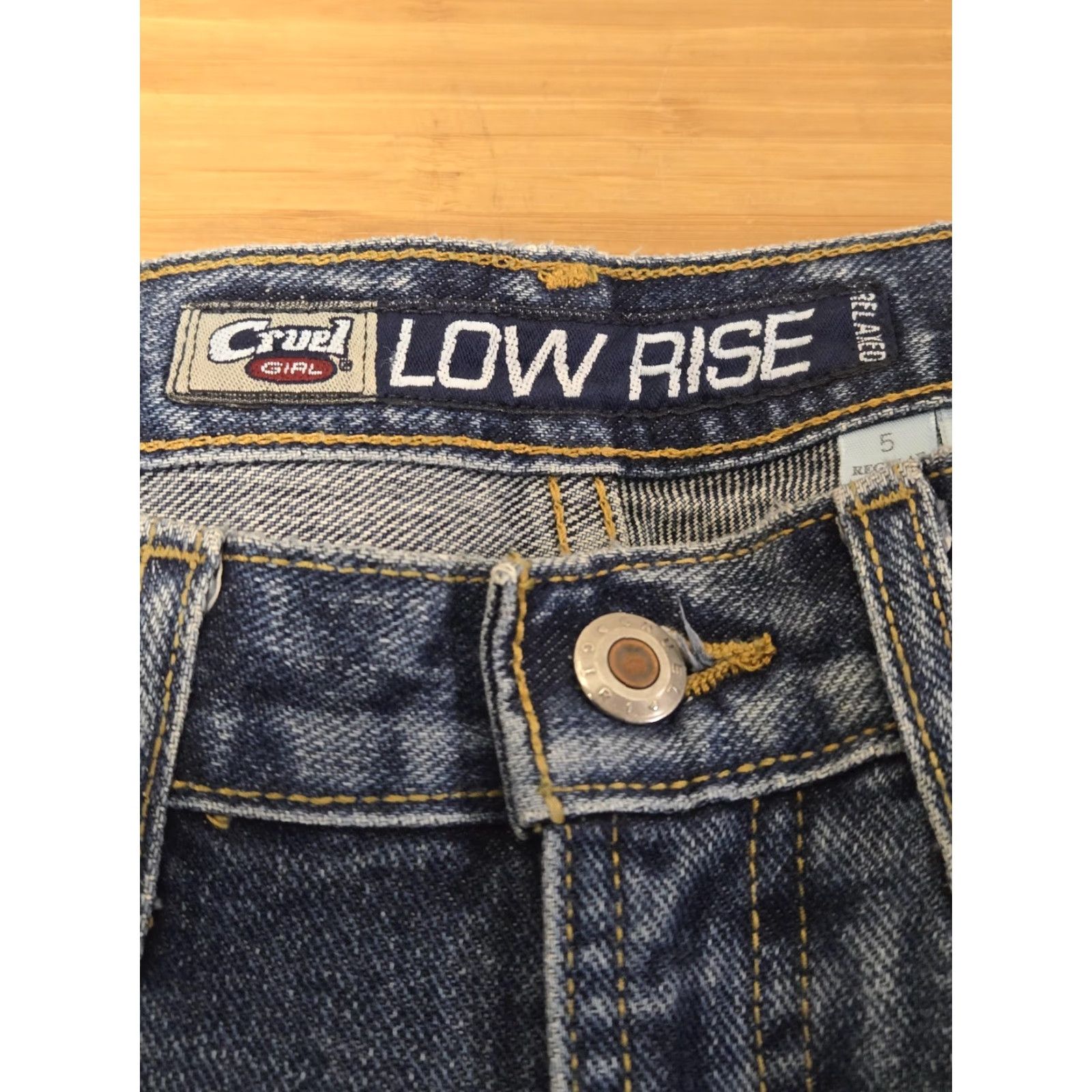 Vintage Cruel Girl Jeans Womens 5 Blue Low Rise Relaxed Bootcut Denim 100% Cotton Medium Wash Jeans Tight Fit? Size 27" / US 4 / IT 40 - 5 Thumbnail