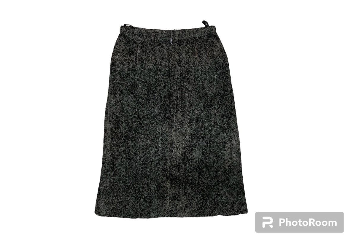 image of 80's Chanel Creations Tweed Skirt Eclair Zipper in Grey, Women's (Size 26)