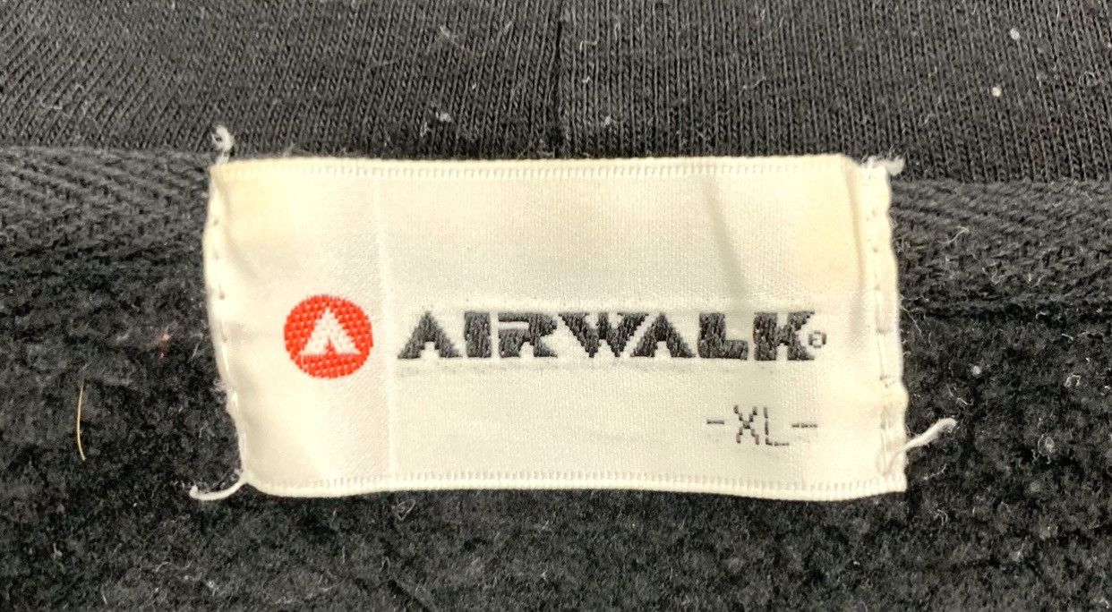 Airwalk Vintage Airwalk Streetwear Hoodie Size L Size US L / EU 52-54 / 3 - 8 Thumbnail
