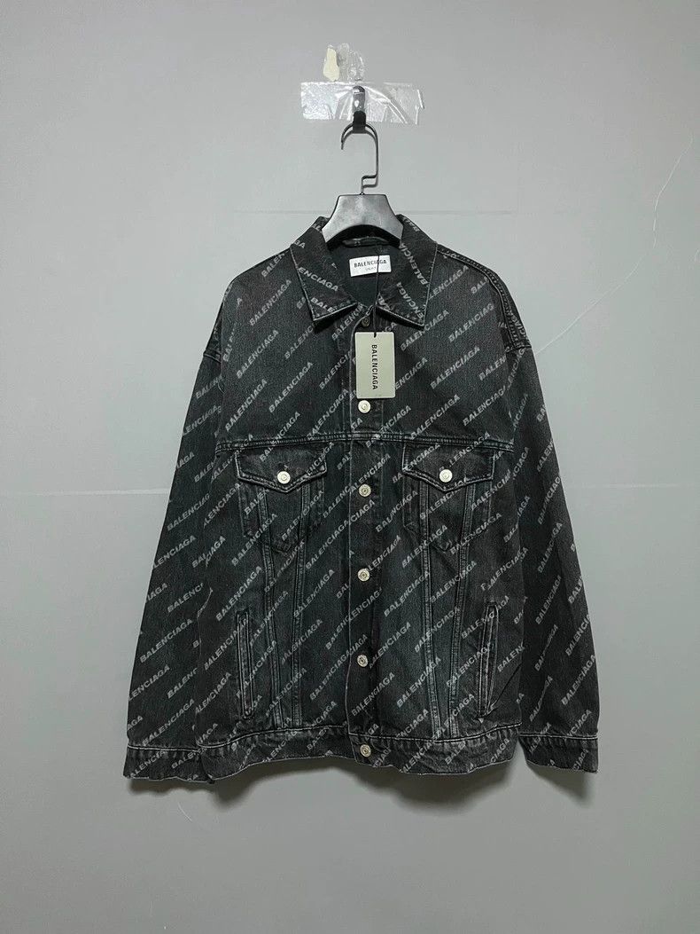 Balenciaga Balenciaga vintage bullet screen printed logo denim jacket- Size US XS / EU 42 / 0 - 1 Thumbnail