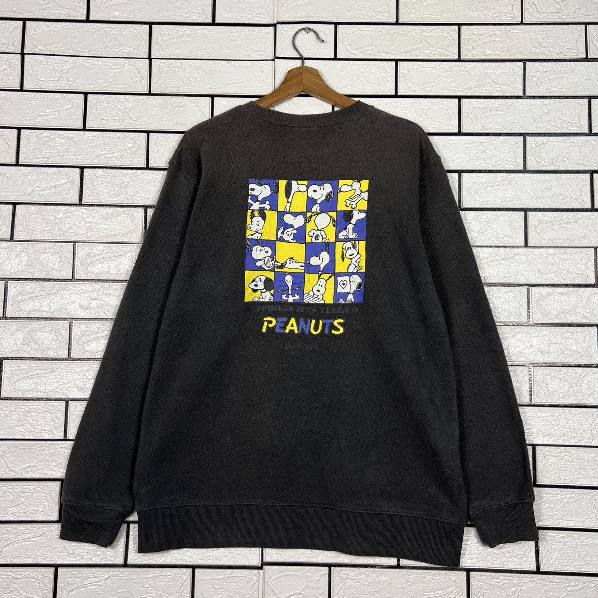 Peanuts PEANUTS SNOOPY Graphic Sweatshirt Crewneck #4299-C195 Size US L / EU 52-54 / 3 - 1 Thumbnail