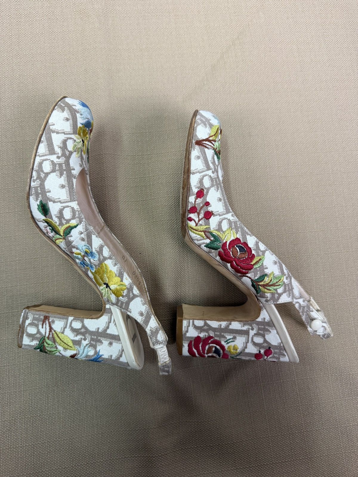 Dior Christian Dior Vintage Floral Logo High Heeled Shoes Size US 5.5 / IT 35.5 - 2 Thumbnail