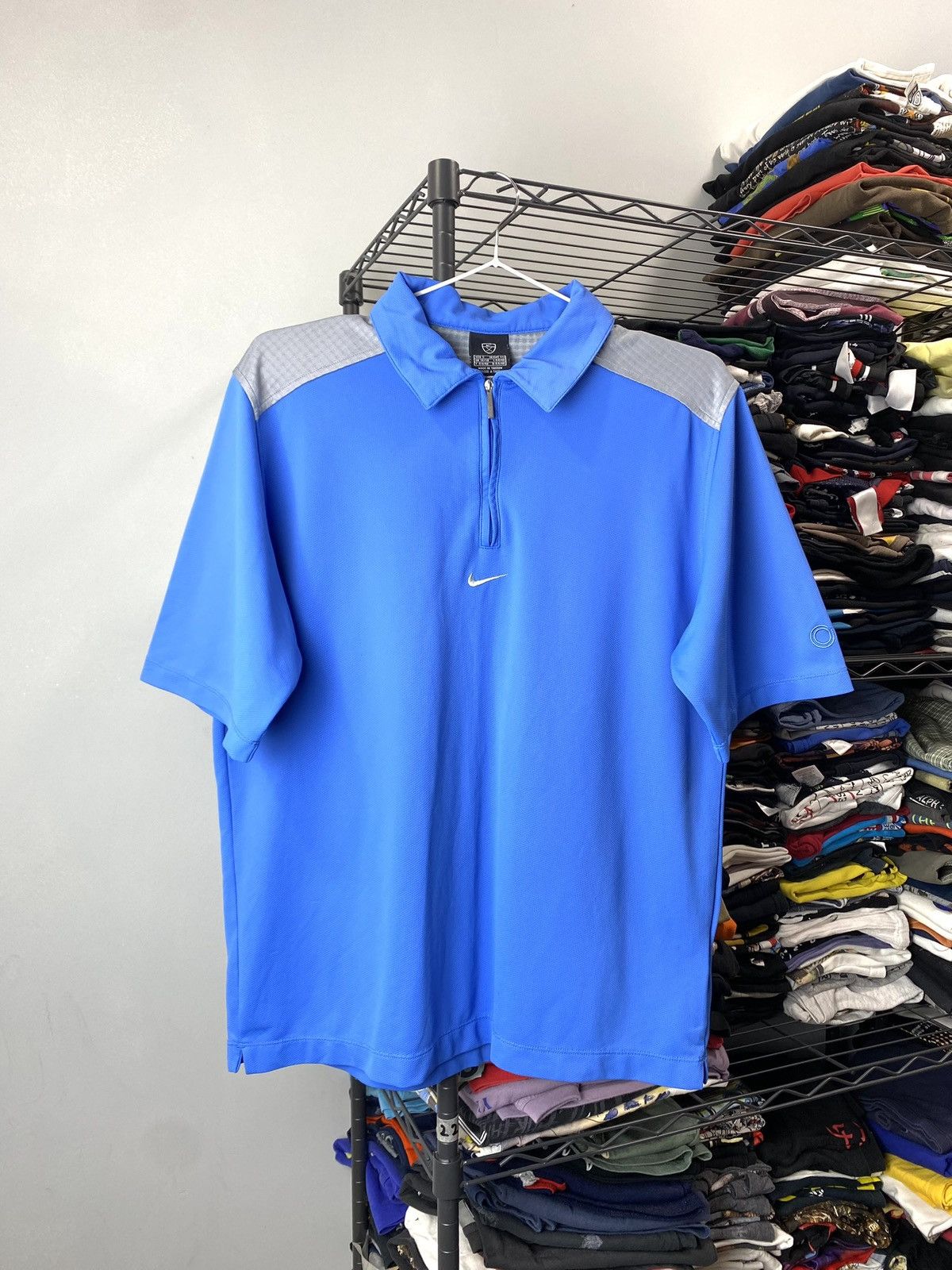 Nike 00’s Vintage Nike Center Logo Tiger Woods Polo Shirt Tee Size US S / EU 44-46 / 1 - 1 Thumbnail