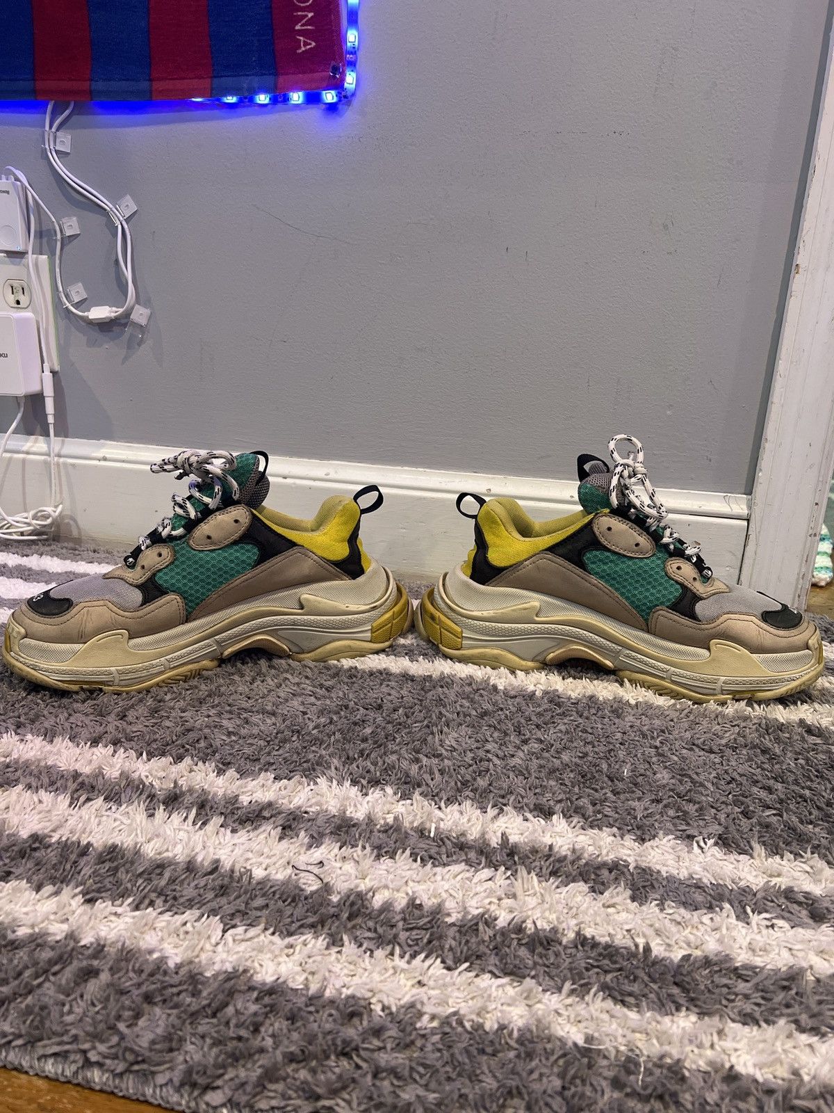 Balenciaga Balenciaga Triple s “green yellow” Size US 10 / EU 43 - 2 Thumbnail