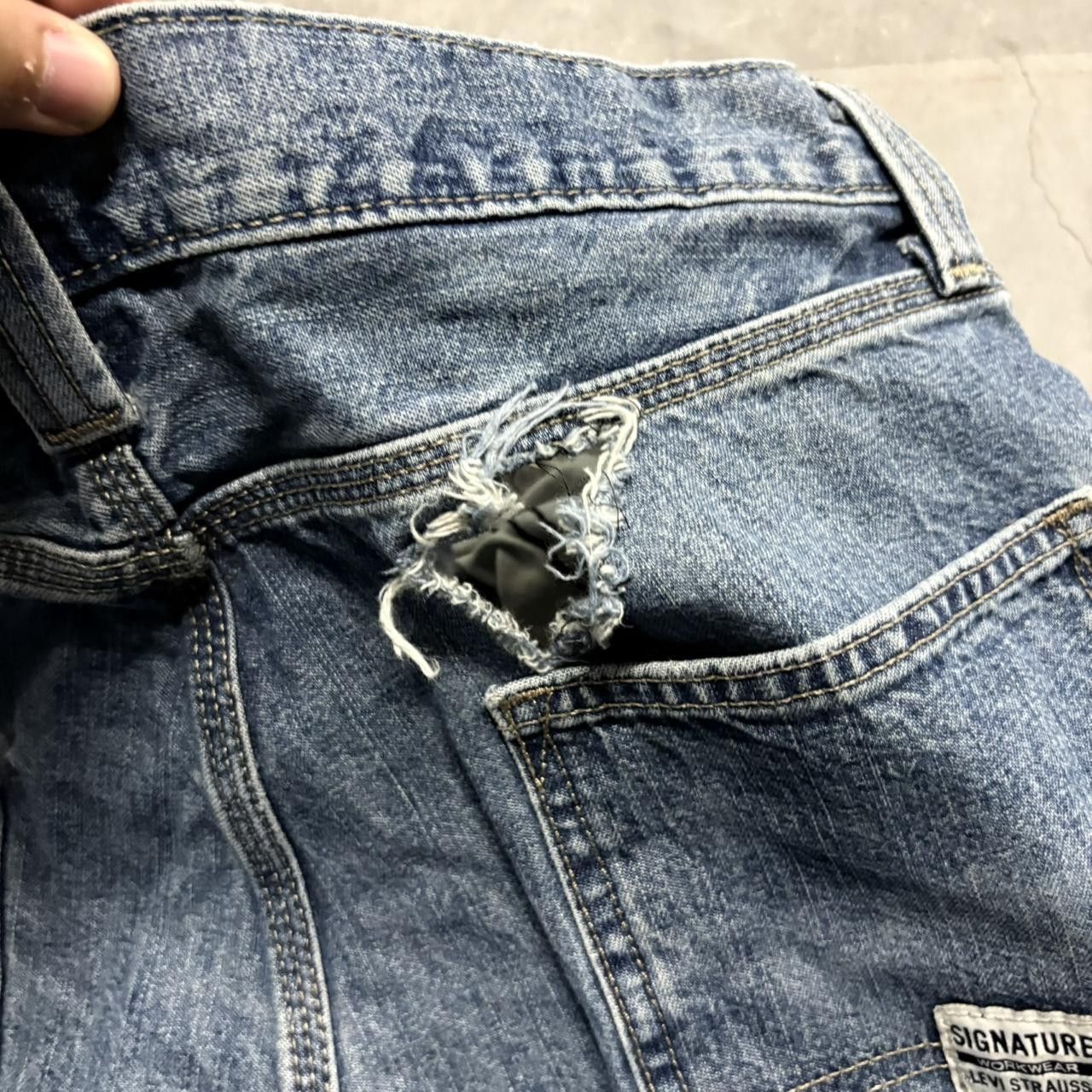 Levi's Crazy Vintage Y2K/2000s Baggy Levis Carpenter Streetwear Style Medium Wash Denim Jeans! Size US 34 / EU 50 - 6 Thumbnail