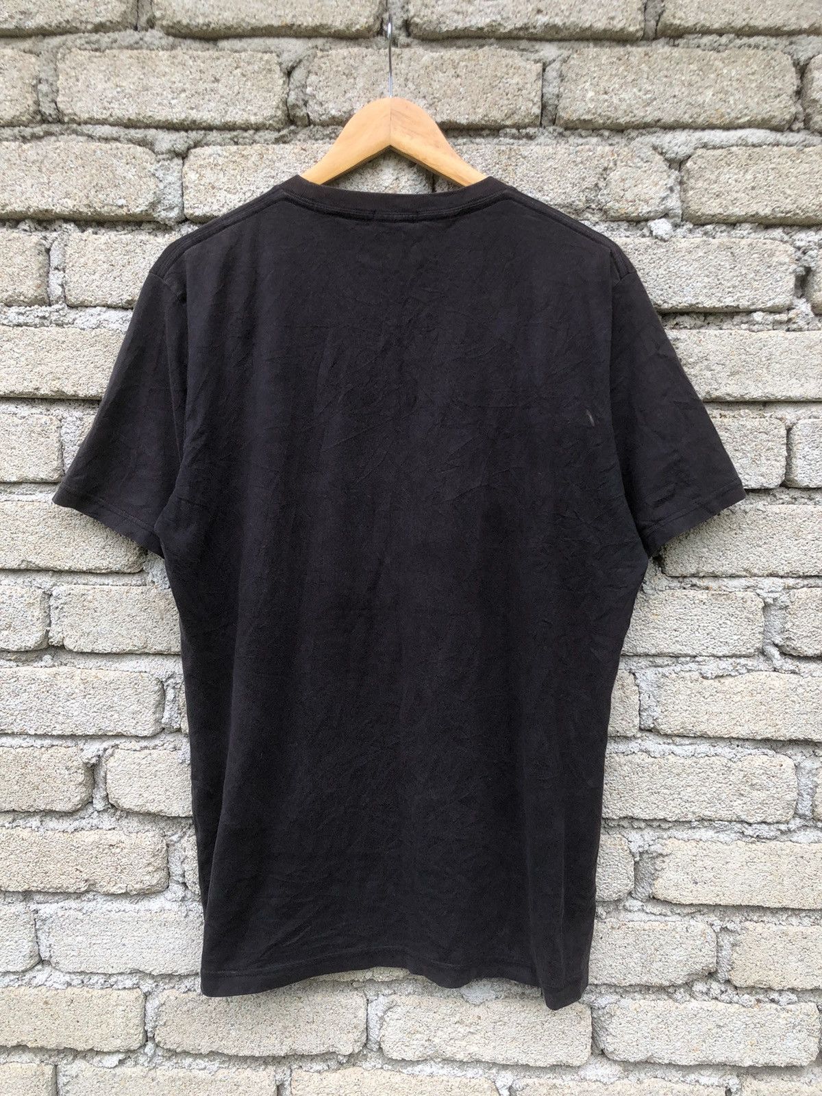 Anime × Japanese Brand × Uniqlo Uniqlo UT X Time Vocan Skull Art Design Tshirt Size US L / EU 52-54 / 3 - 9 Thumbnail