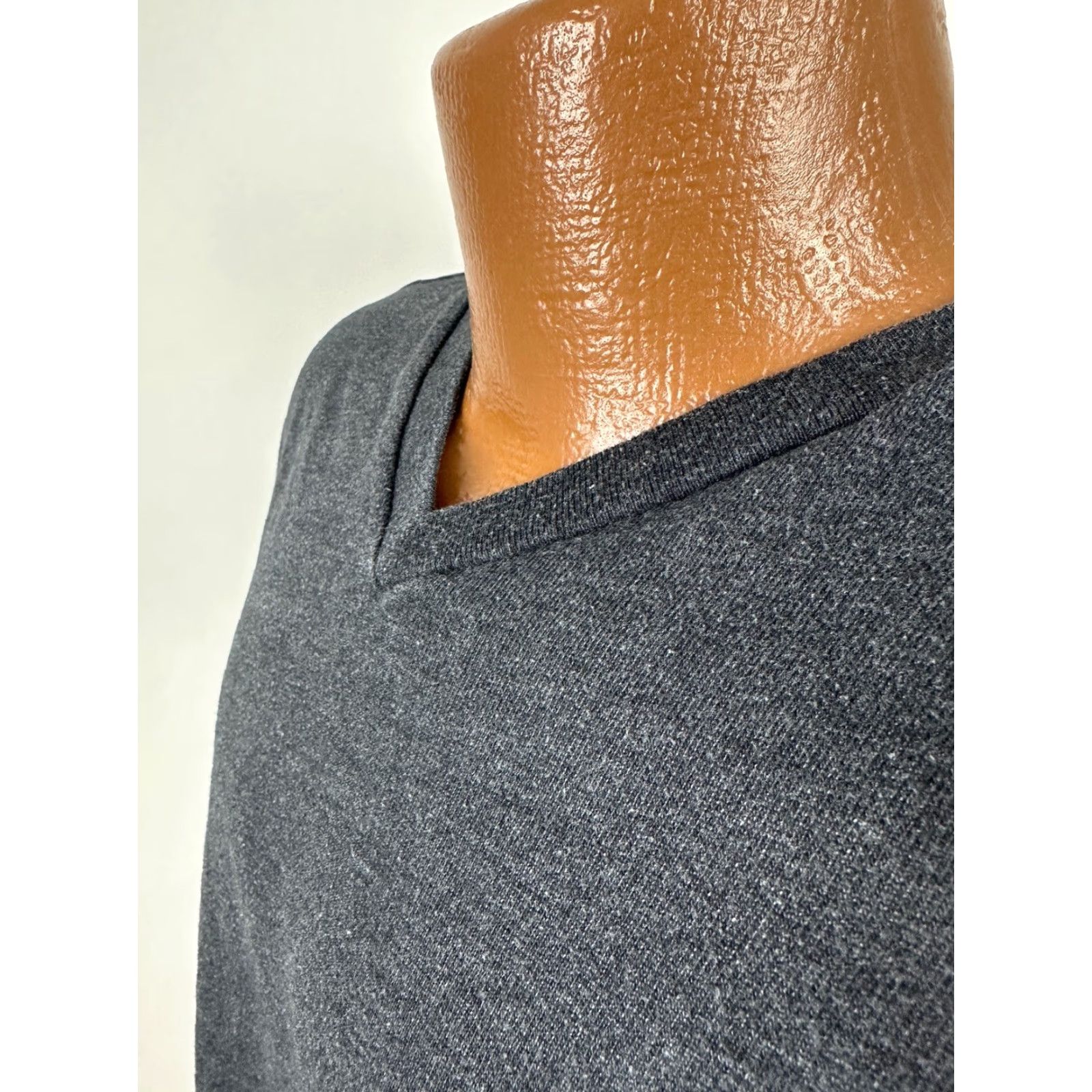 Old Navy VINTAGE Old Navy Shirt Men XL V-Neck Heavyweight Charcoal Heather/Cotton Polyester Minimalist T-Shirt 2000s Mens Size US XL / EU 56 / 4 - 4 Thumbnail