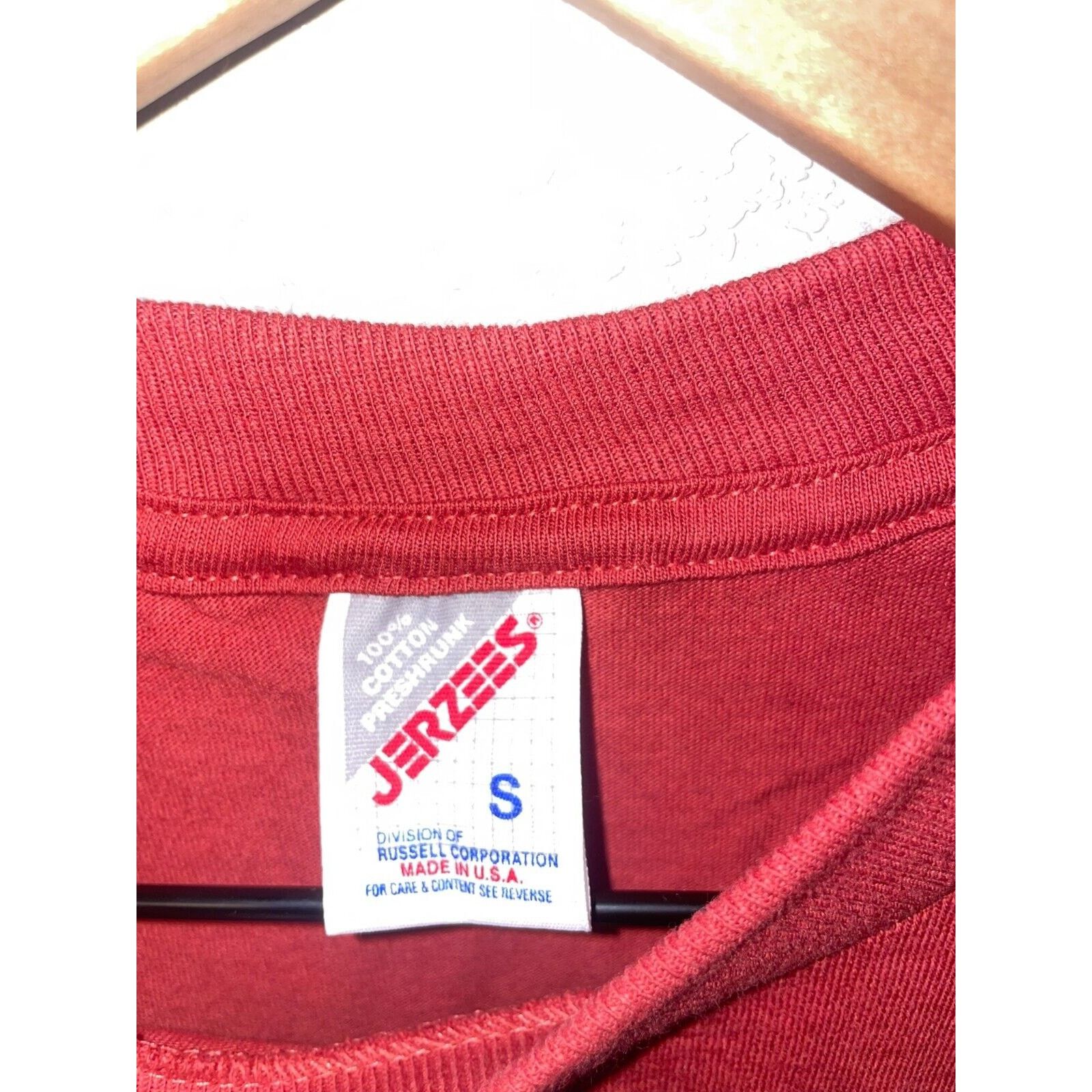 Jerzees Vintage Montana Big Sky Country Shirt Red Tee 90s VTG Small Size US S / EU 44-46 / 1 - 6 Thumbnail