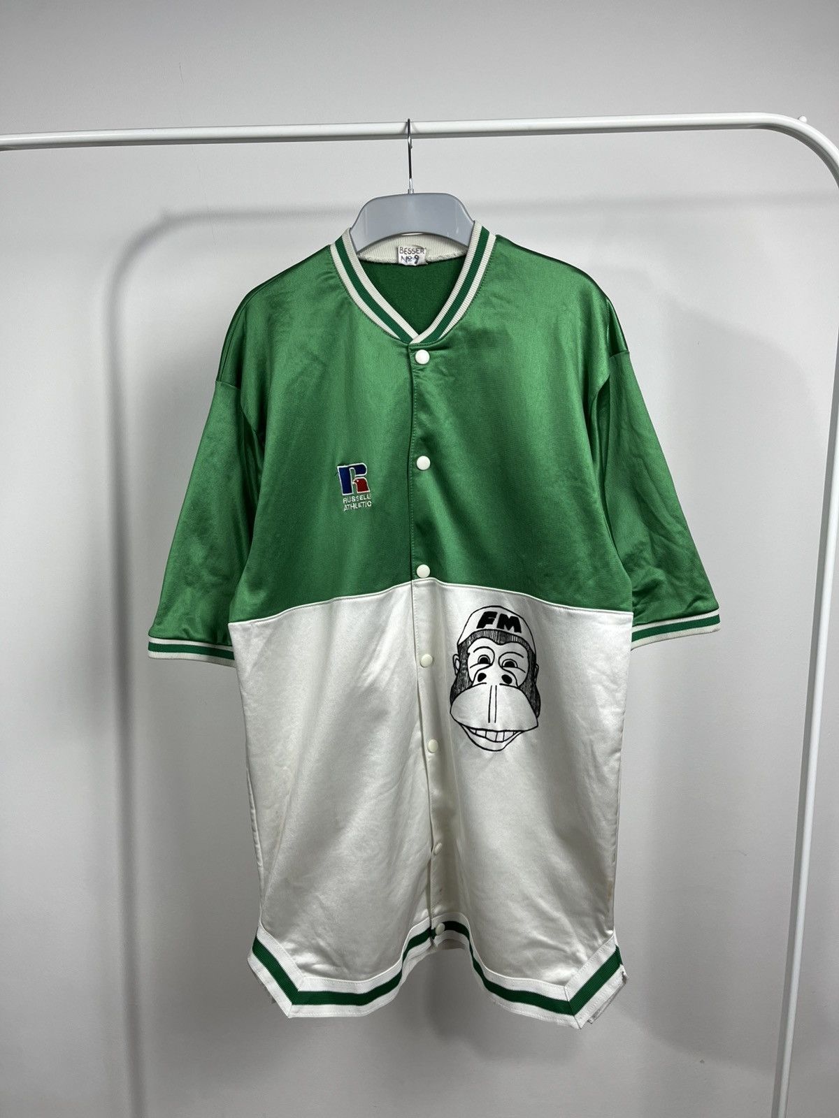 Russell Athletic × Vintage Vintage Russell Athletic Monkey Baseball Jersey Shirt FM Size US XL / EU 56 / 4 - 2 Thumbnail