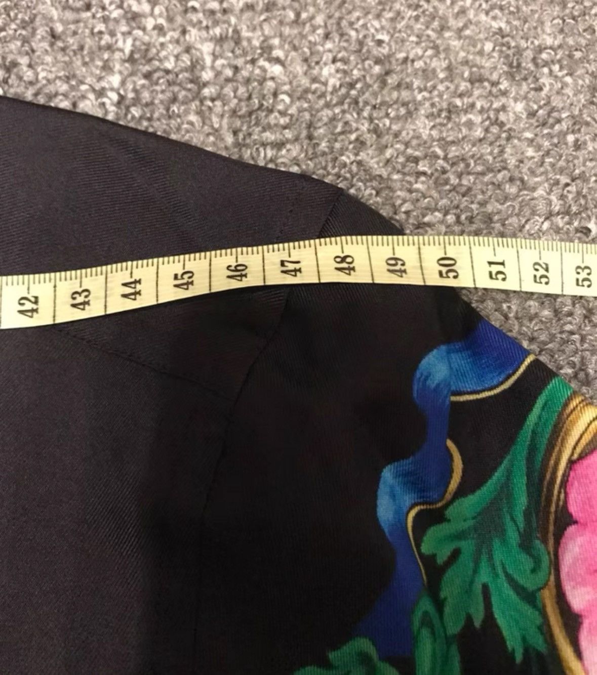 Versace Versace Mulberry silk printed shirt Size US L / EU 52-54 / 3 - 5 Thumbnail