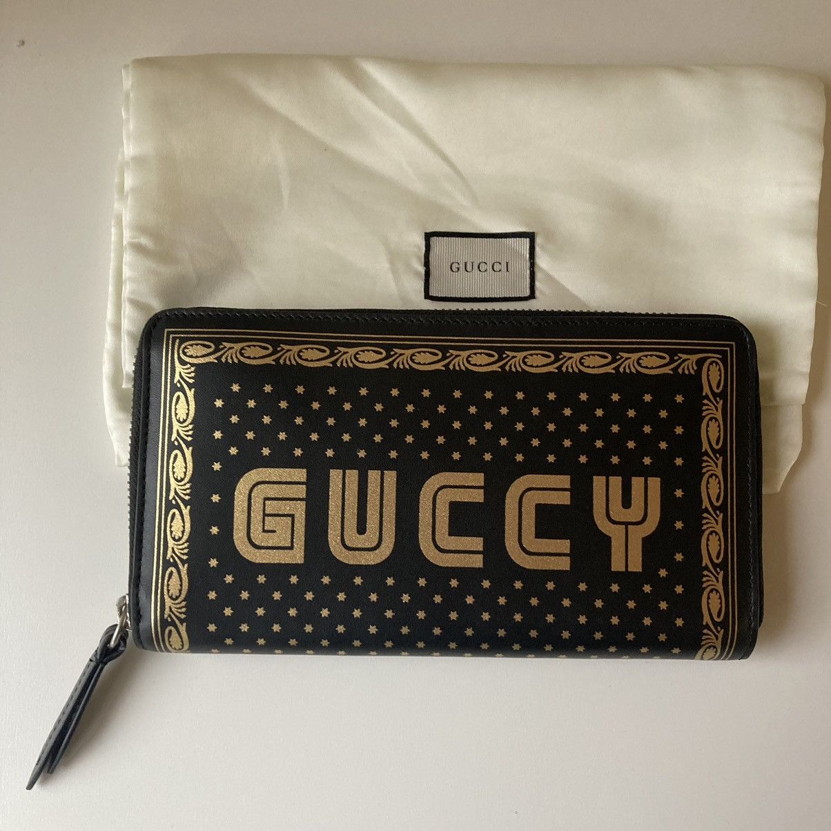 Gucci Gucci x Sega "Guccy" Black Leather Wallet with Gold Star Size ONE SIZE - 1 Thumbnail