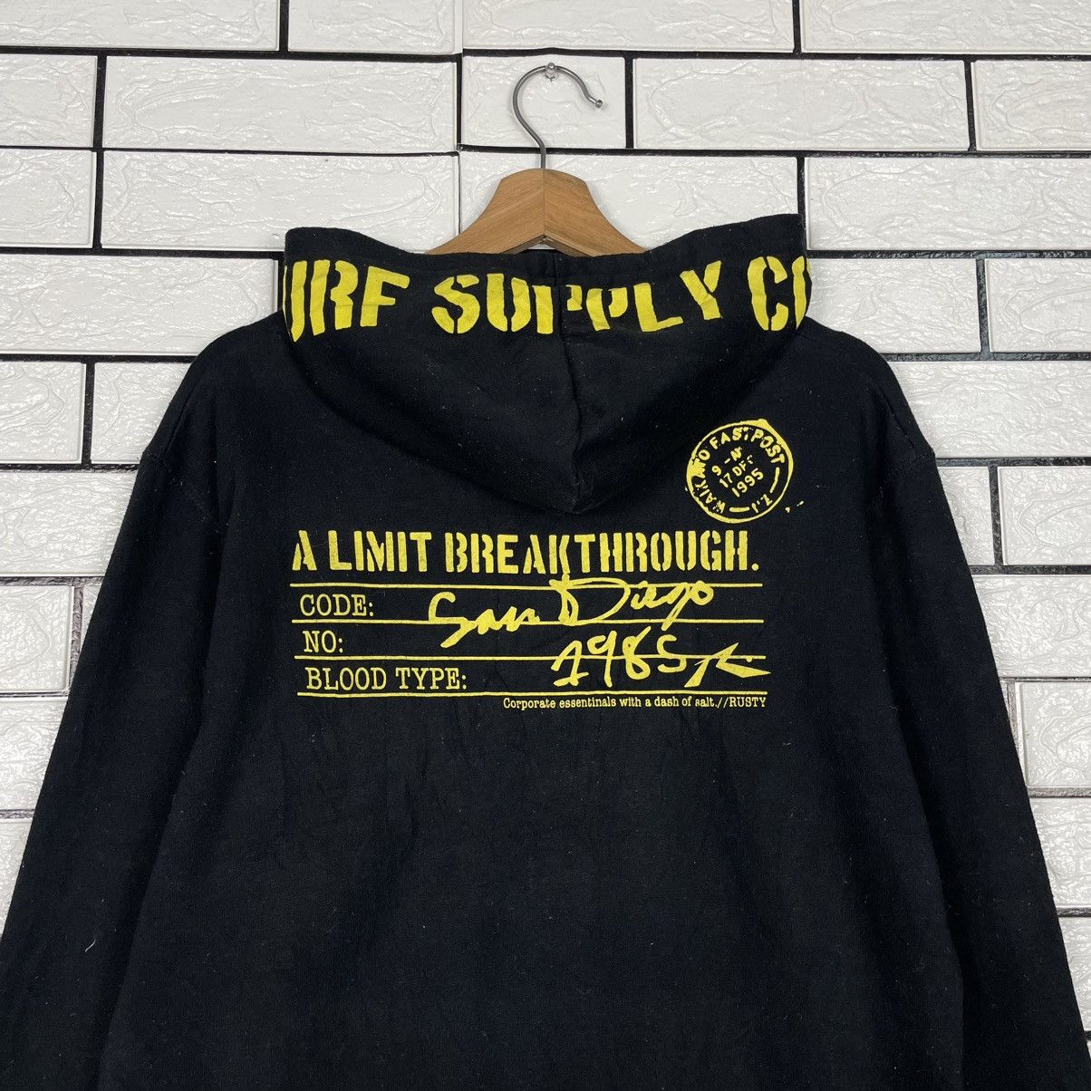 Rusty Rusty Surf Supply Pullover Hoodie Size US L / EU 52-54 / 3 - 8 Thumbnail