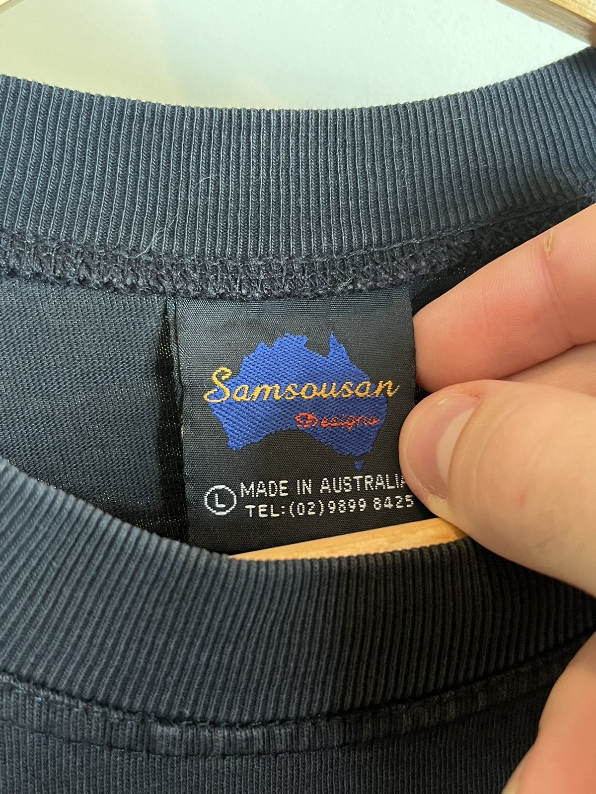 Other Australia Indigenous Tee Size US L / EU 52-54 / 3 - 3 Thumbnail