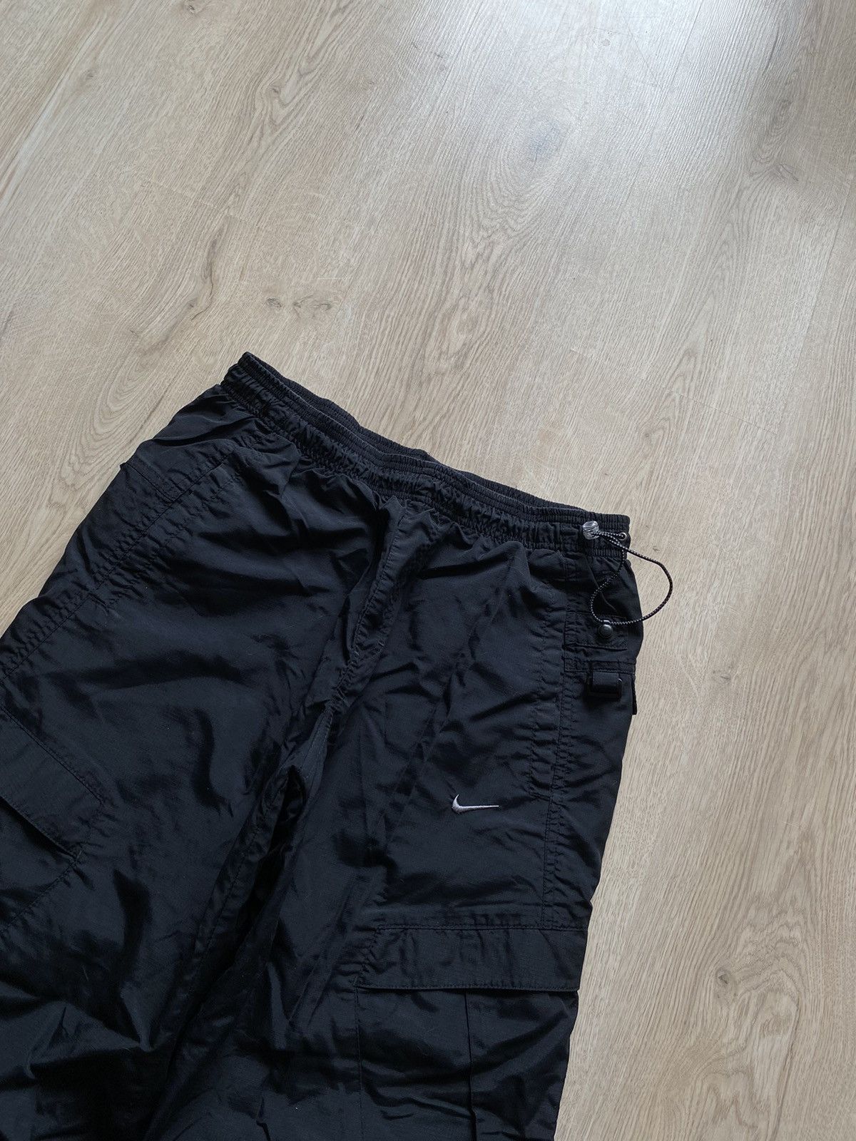 Japanese Brand × Nike × Vintage Nike Vintage Nylon Drill Pants mini swoosh Baggy Japanese Size US 32 / EU 48 - 4 Thumbnail
