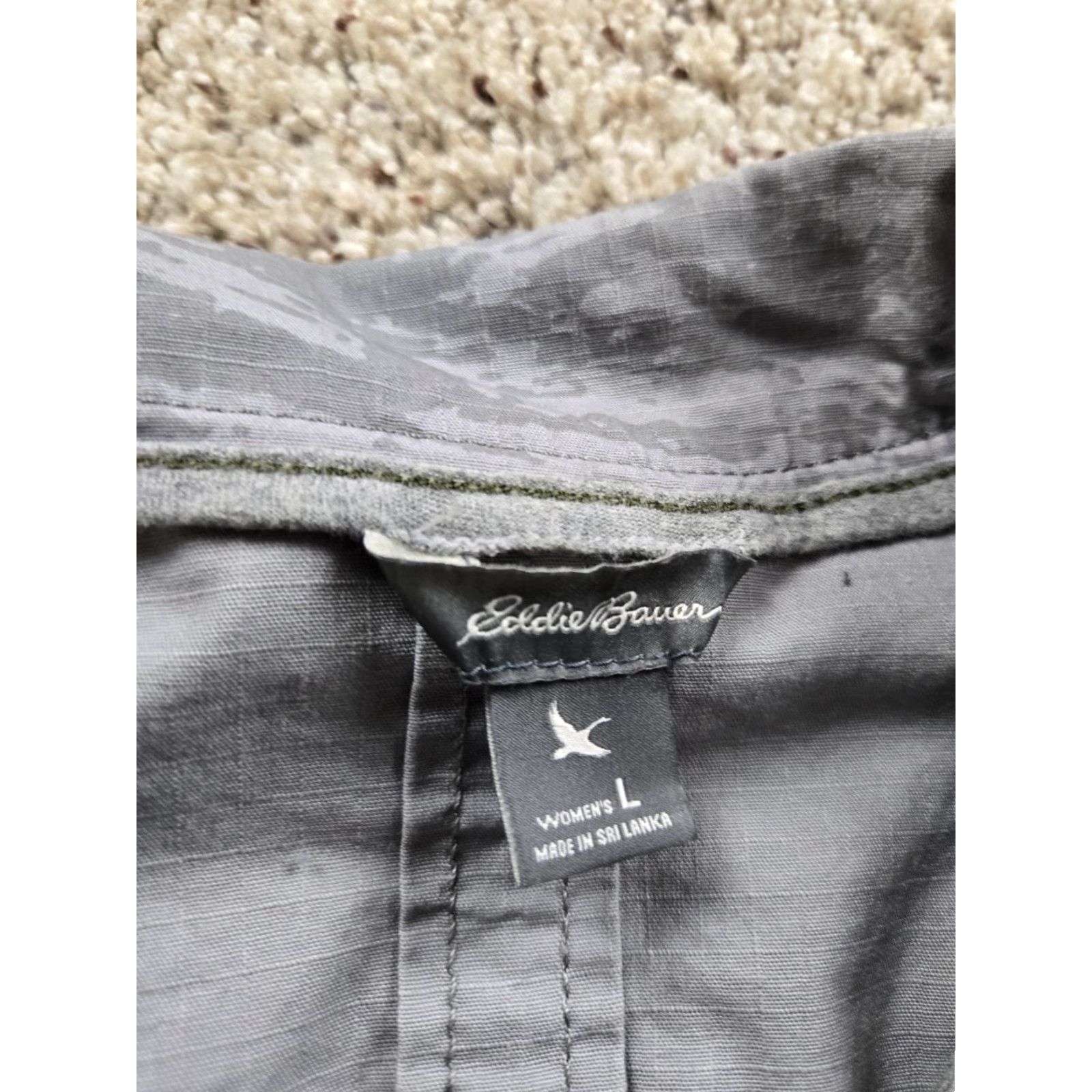 Eddie Bauer Eddie Bauer Jacket Womens Large Gray Camo Snap Front Lightweight Stretch Size L / US 10 / IT 46 - 4 Thumbnail