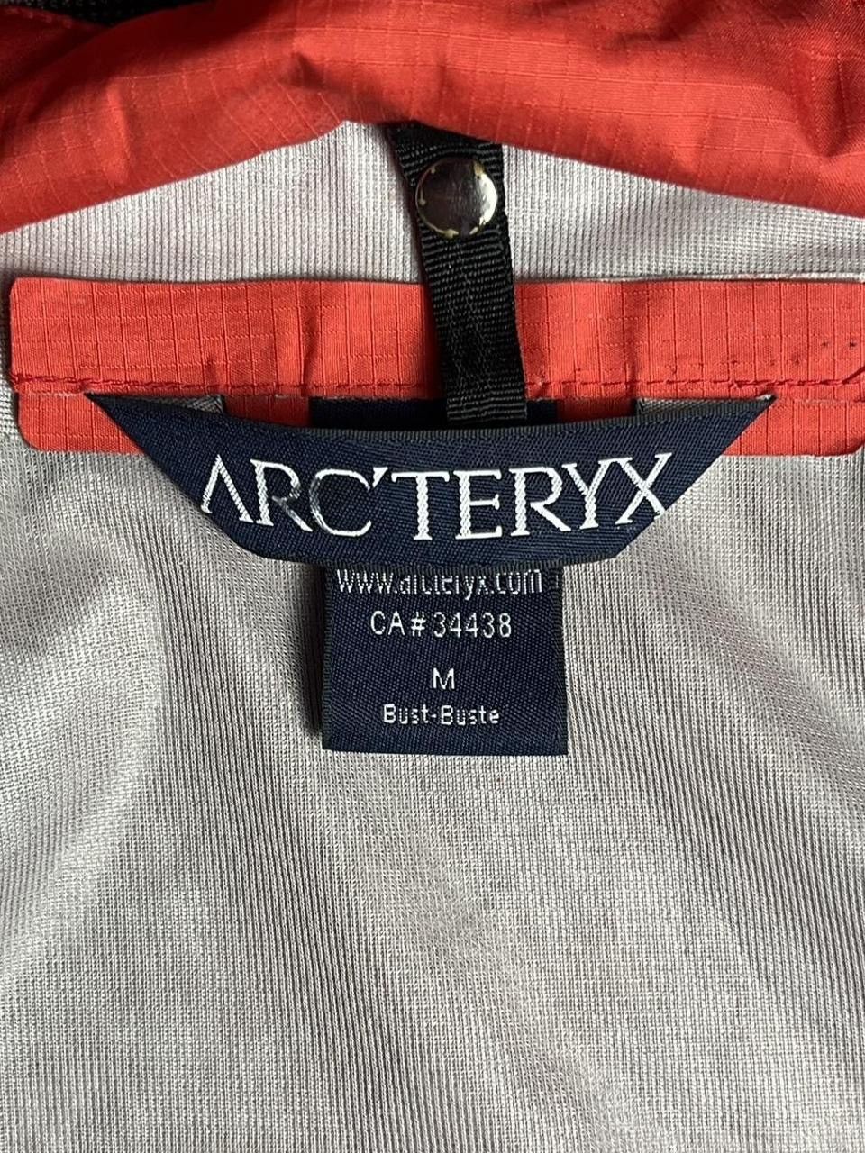Arc'teryx 1999 ARC’TERYX GORETEX THETA AR JACKET VINTAGE Size US L / EU 52-54 / 3 - 17 Thumbnail