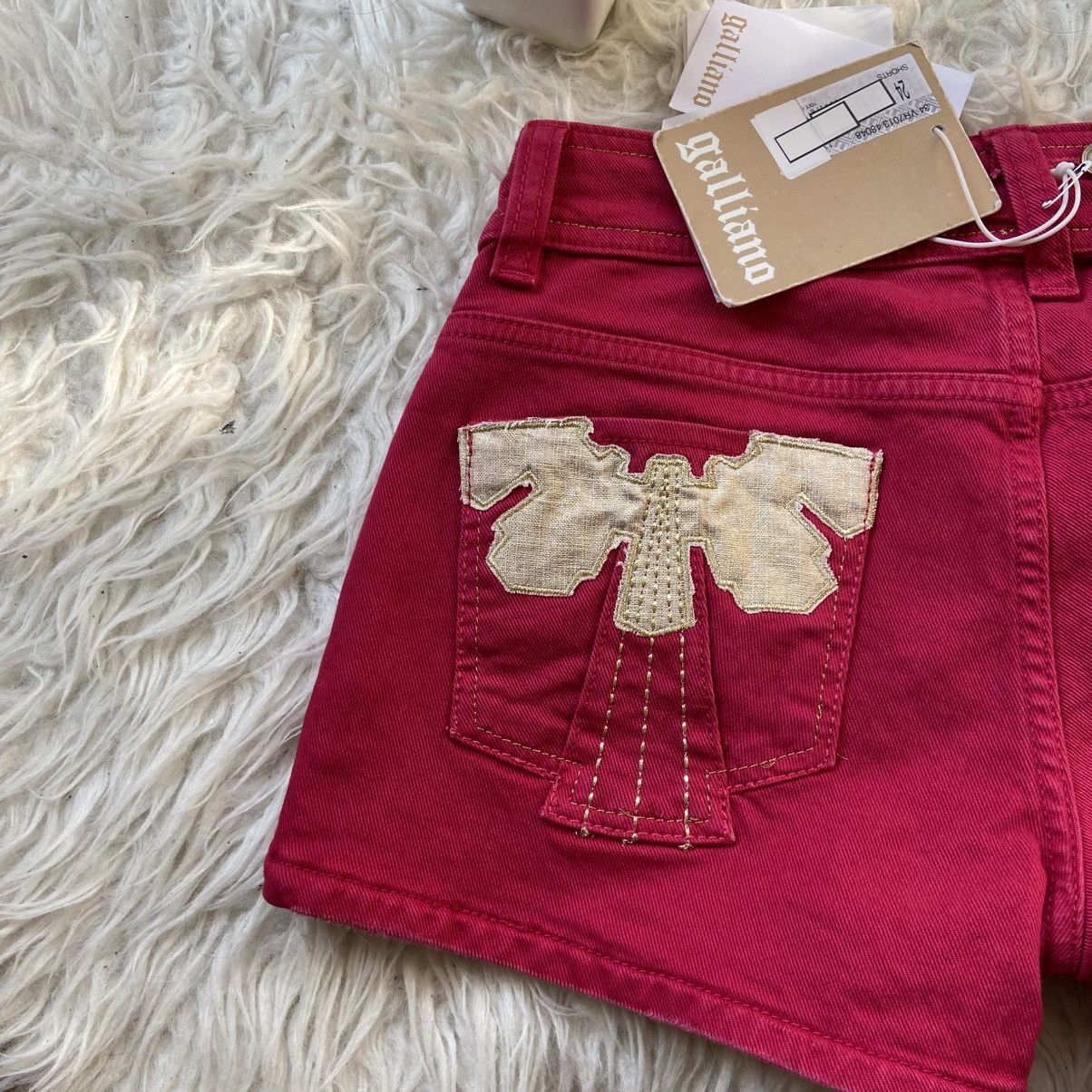 📌 NEW John Galliano Y2K Crazy Damen Bermuda Mini Shorts